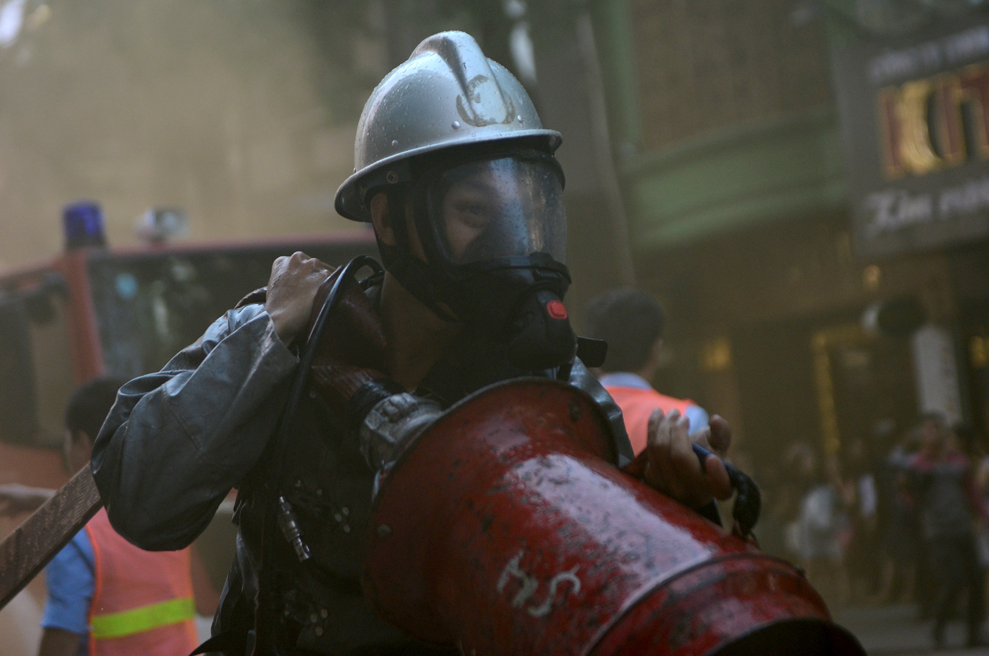 Chua chay ham de xe toa nha Bitexco anh 5