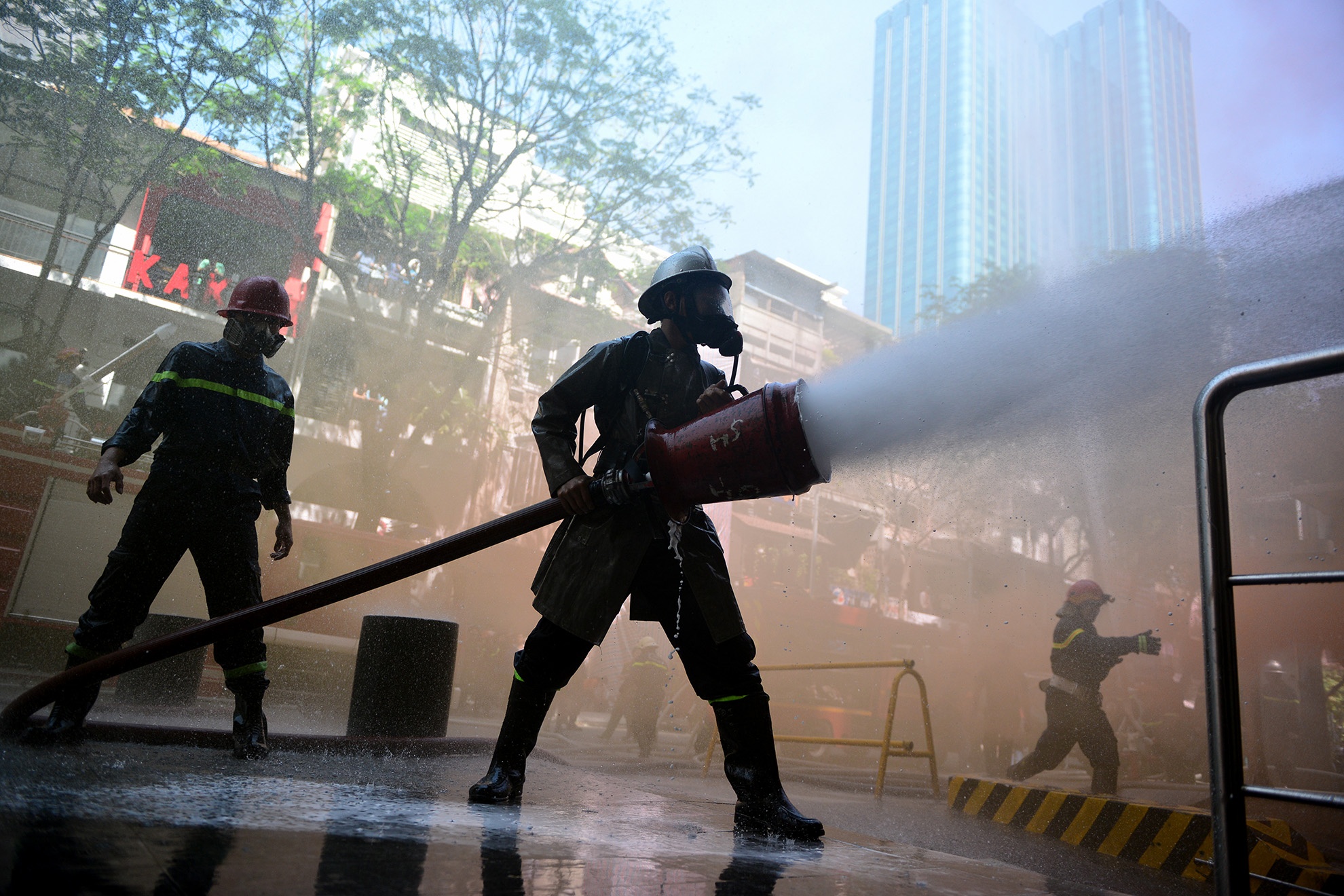 Chua chay ham de xe toa nha Bitexco anh 7