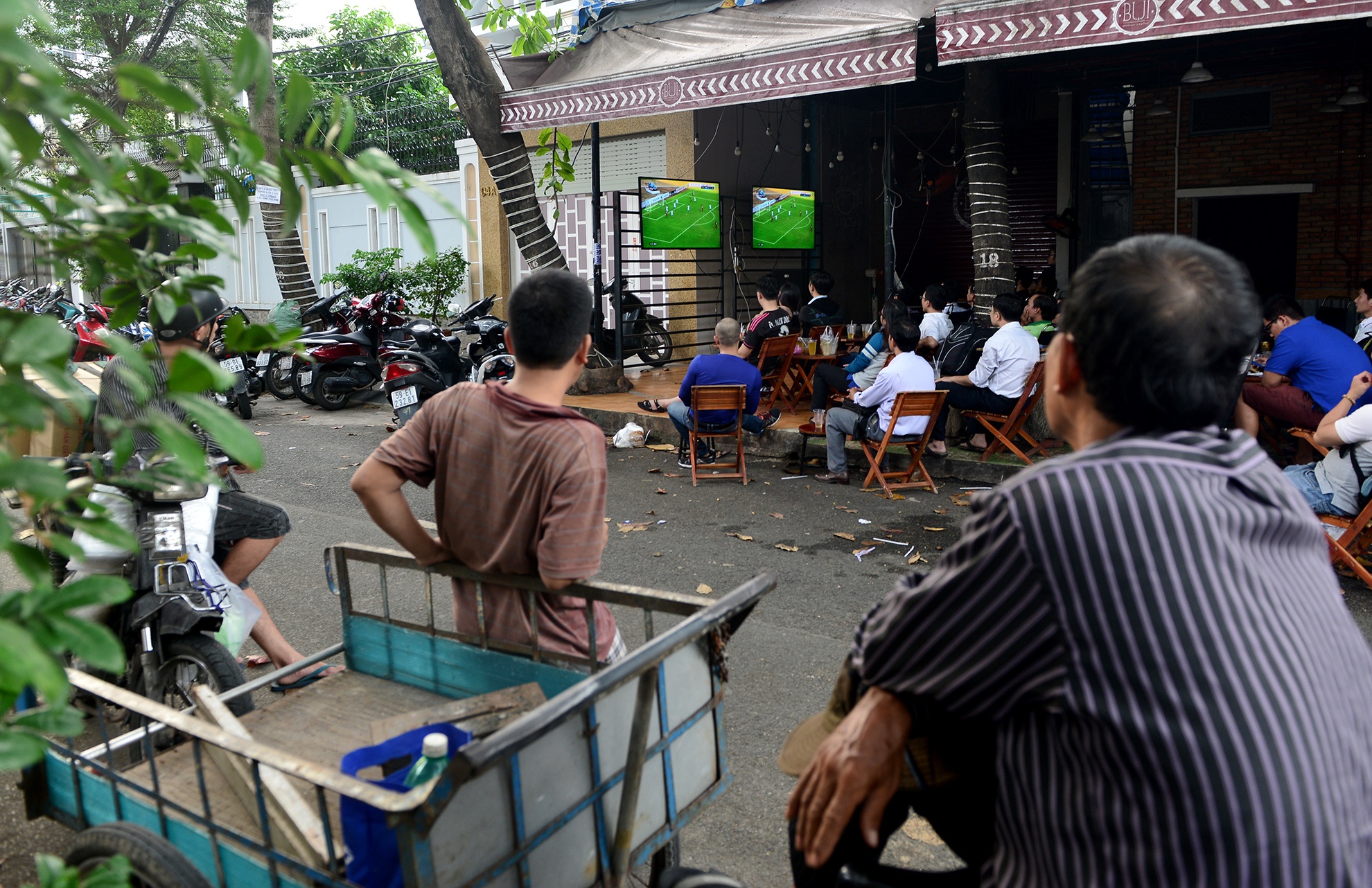 tran dau giua tuyen Viet Nam va Malaysia AFF Cup anh 12