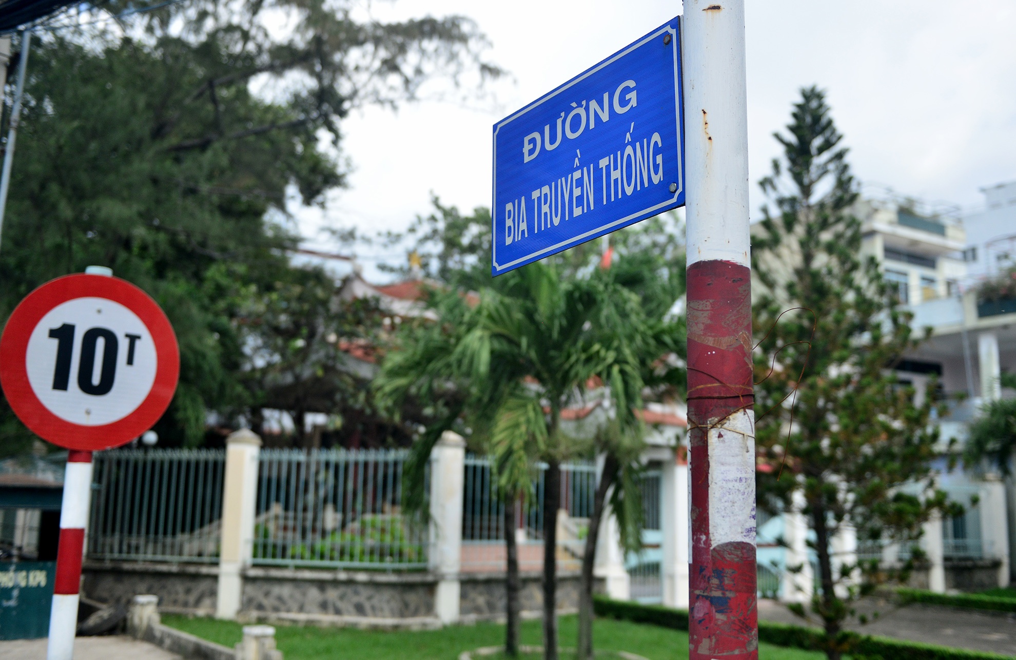 nhung ten duong la o Sai Gon anh 5