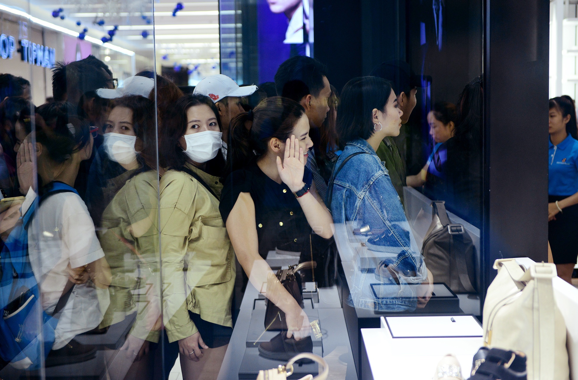 Black Friday o Sai Gon anh 8