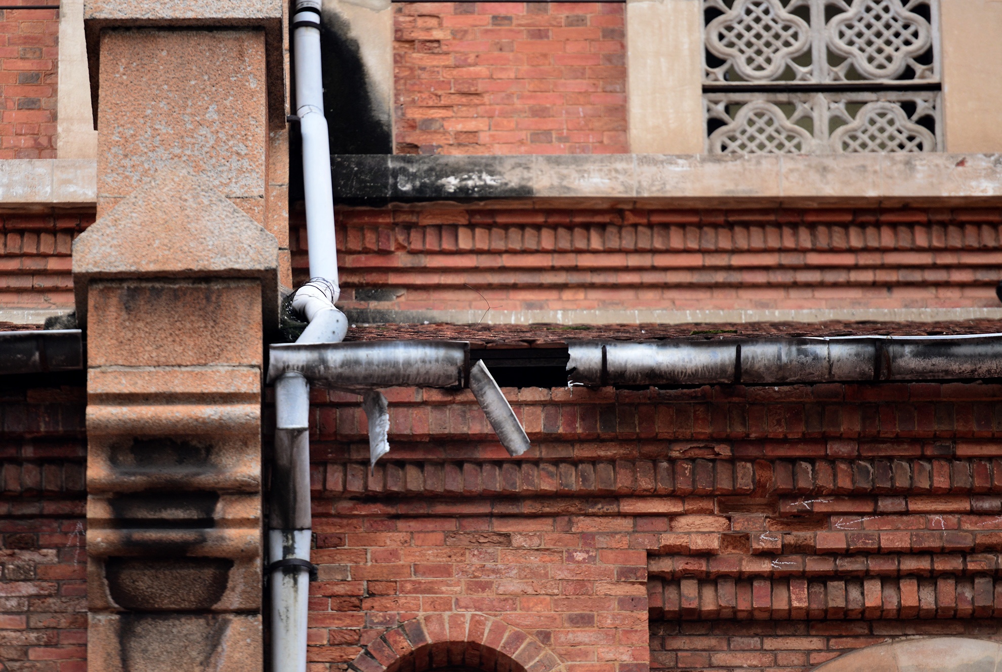 trung tu nha tho Duc Ba dang xuong cap anh 10