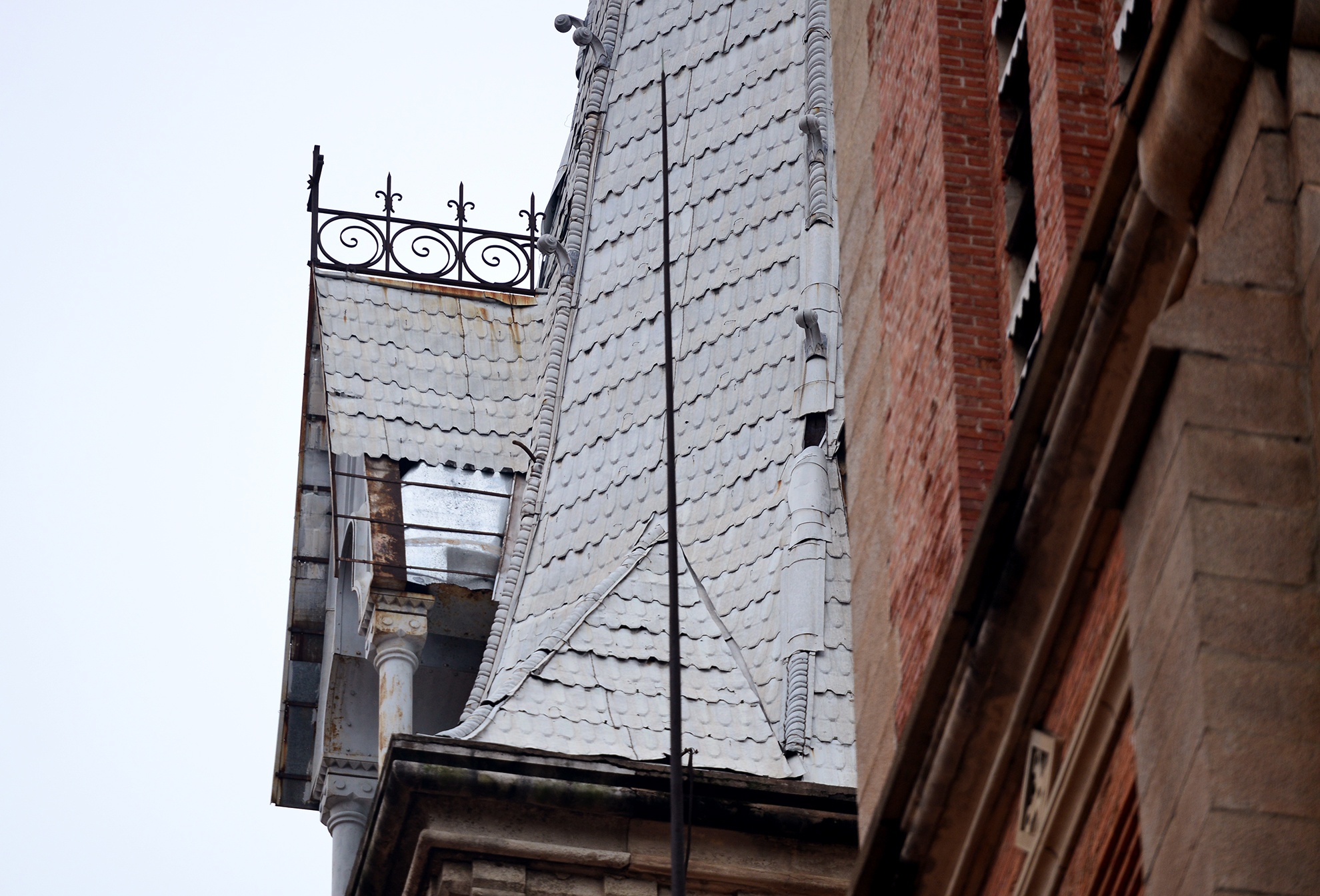 trung tu nha tho Duc Ba dang xuong cap anh 13