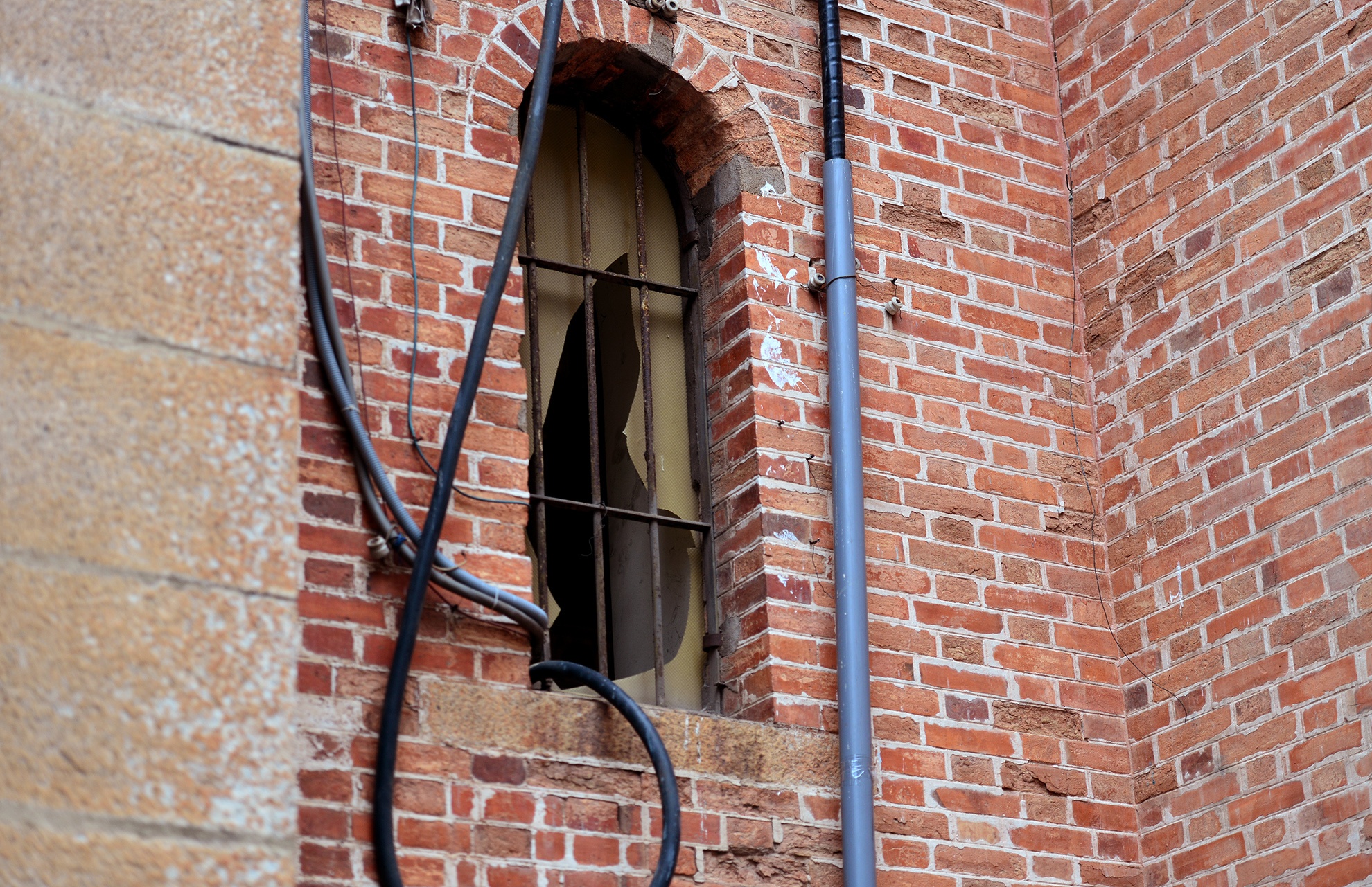 trung tu nha tho Duc Ba dang xuong cap anh 14