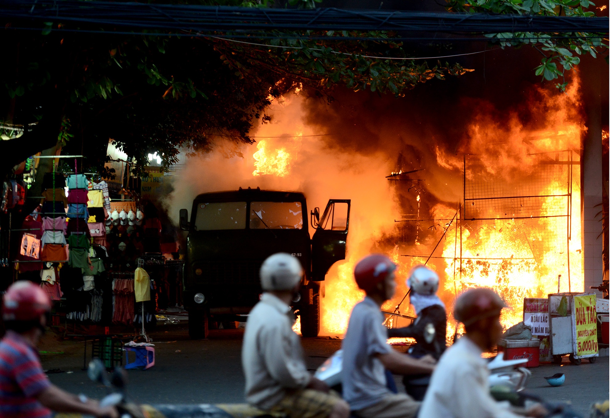 chay lon cay xang o anh 3