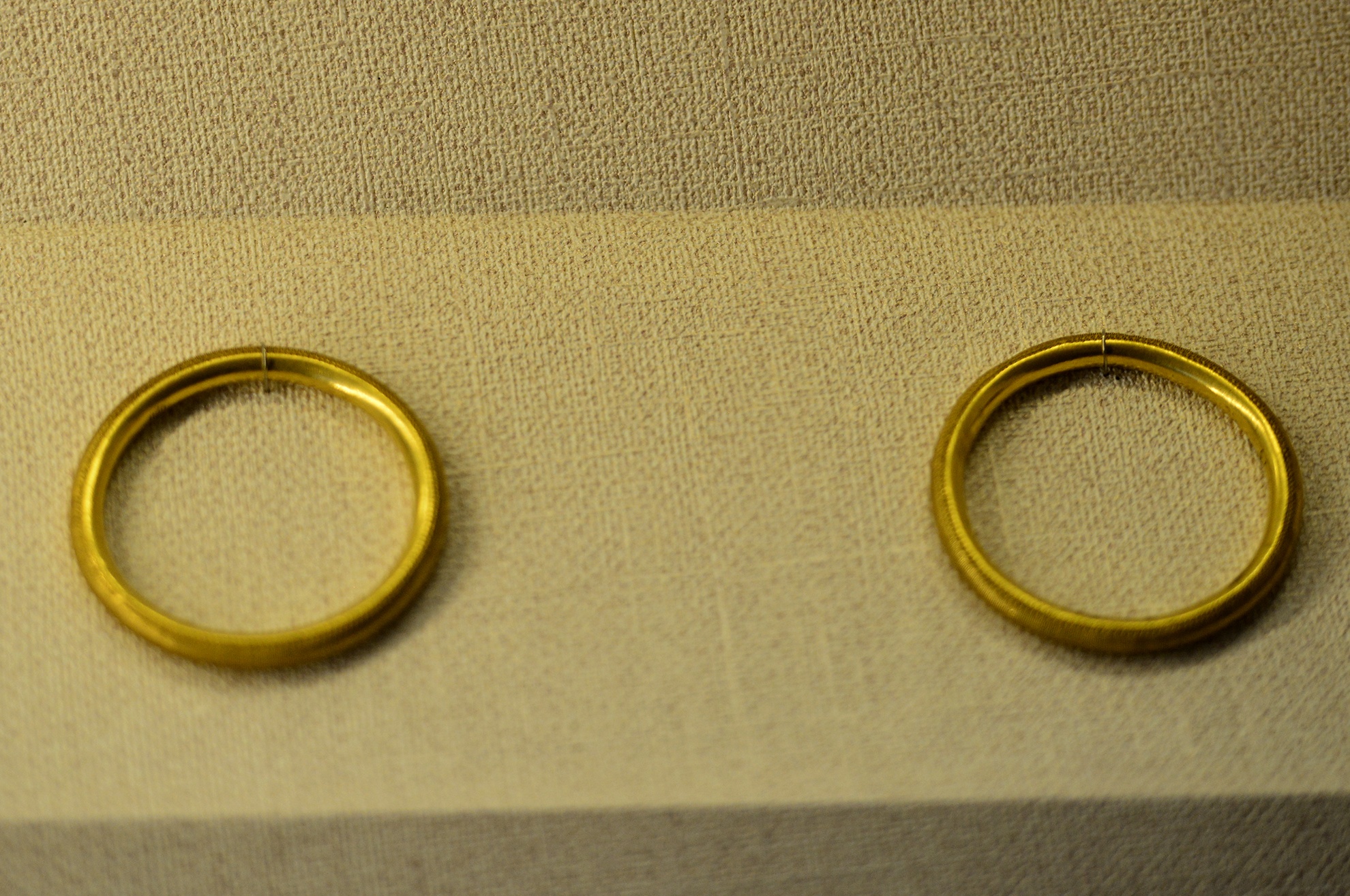 trung bay do cung dinh thoi Nguyen o TP.HCM anh 18