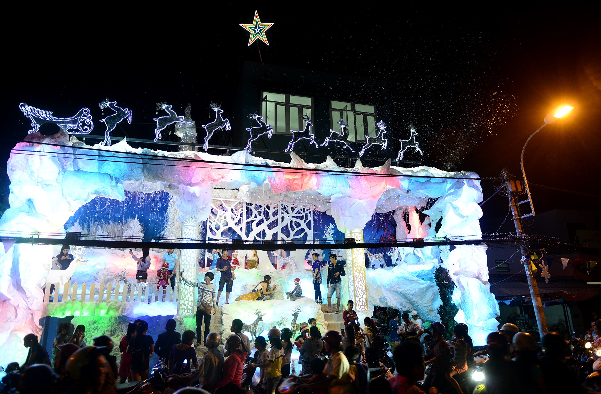 Khong khi Giang sinh o Sai Gon anh 8