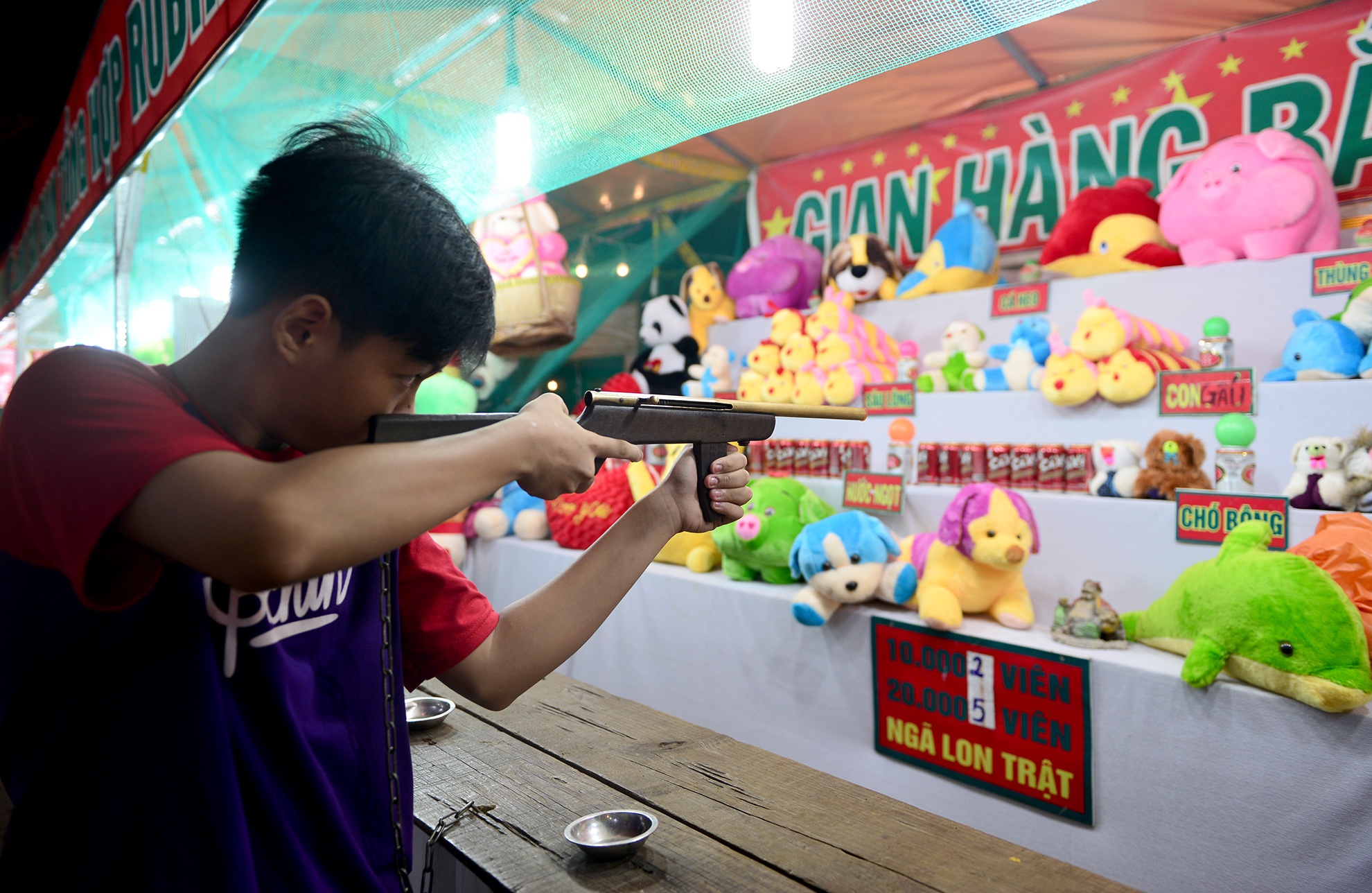 khu cho dem bang container o Sai Gon anh 20