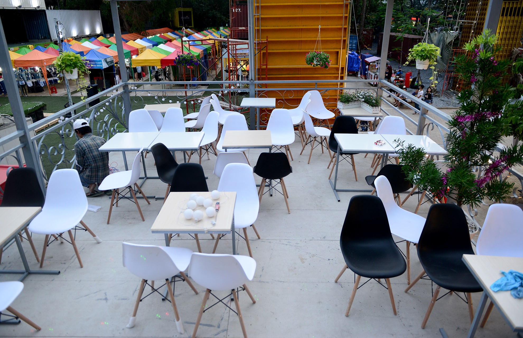 khu cho dem bang container o Sai Gon anh 7