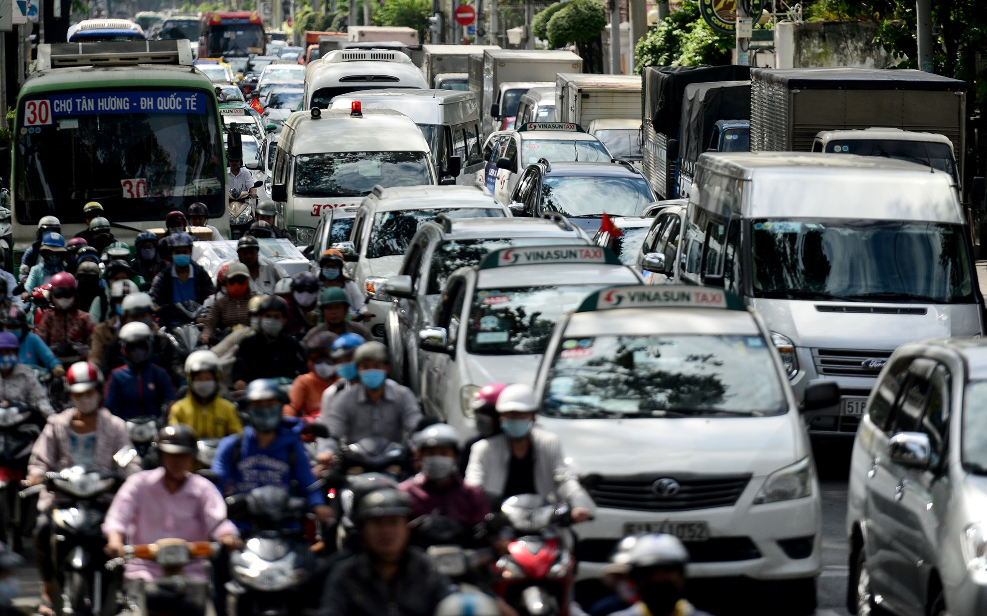 ket xe ngay cuoi nam o Sai Gon anh 6