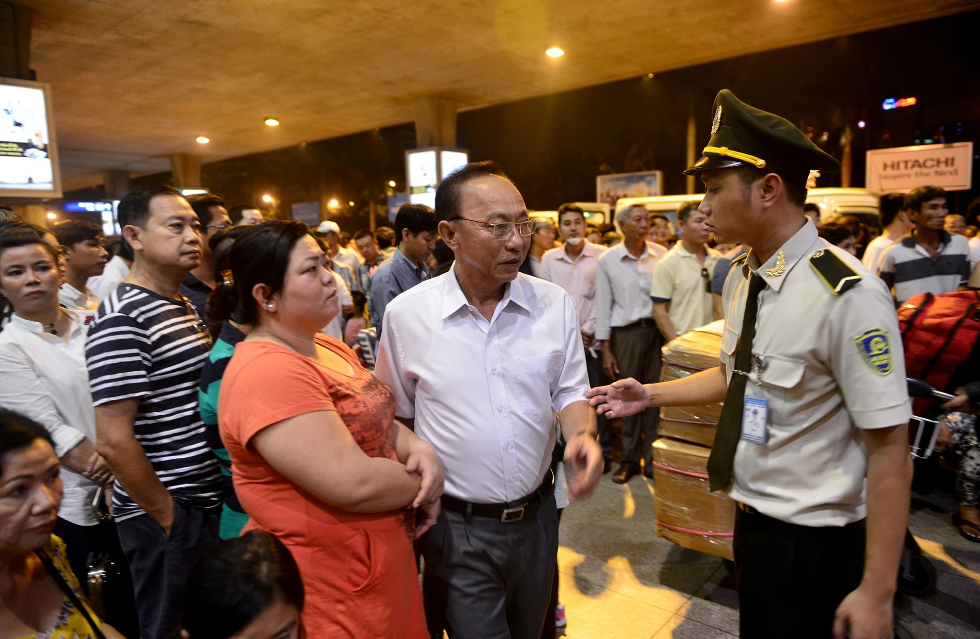 Viet kieu ve nuoc an Tet anh 14