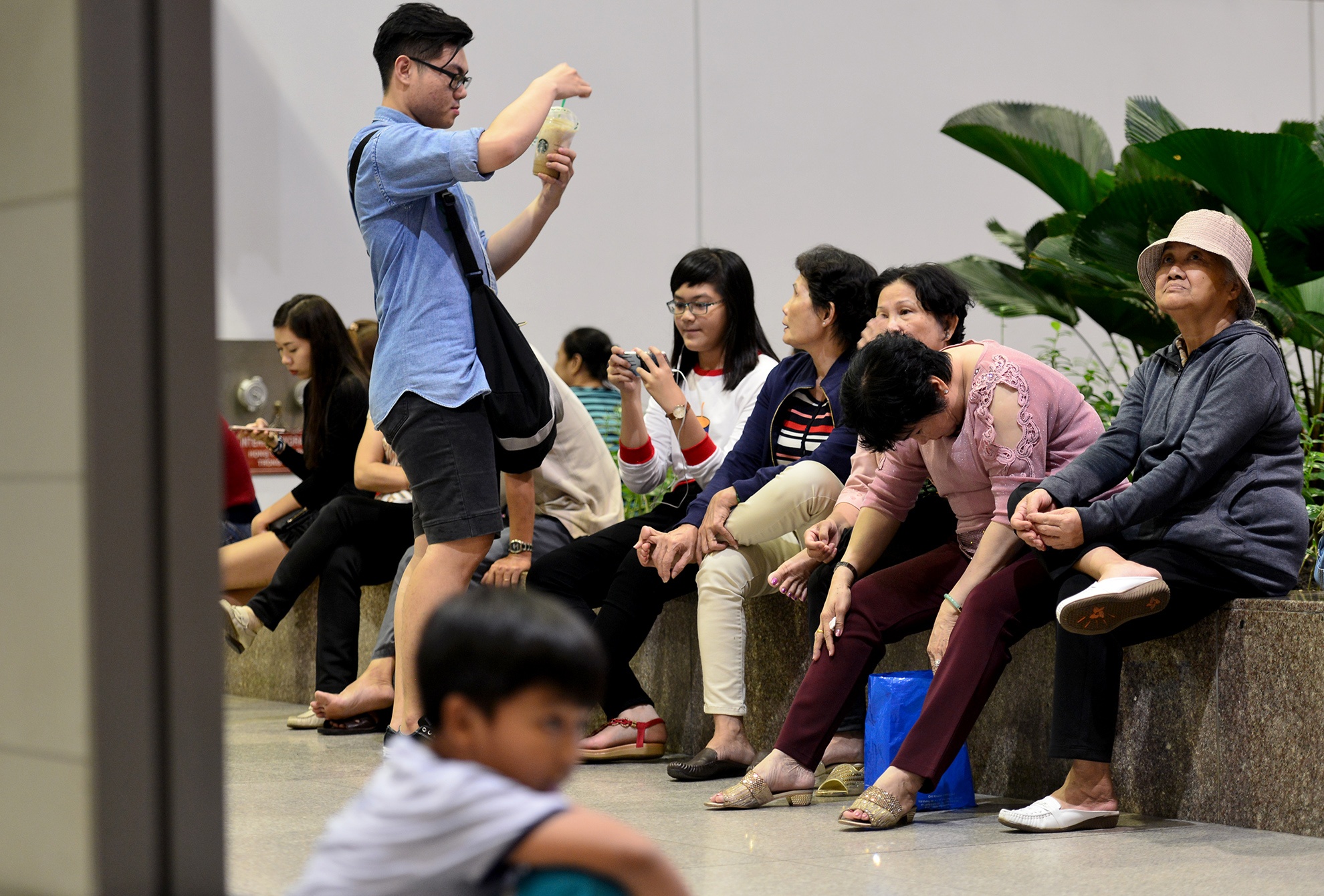 Viet kieu ve nuoc an Tet anh 7