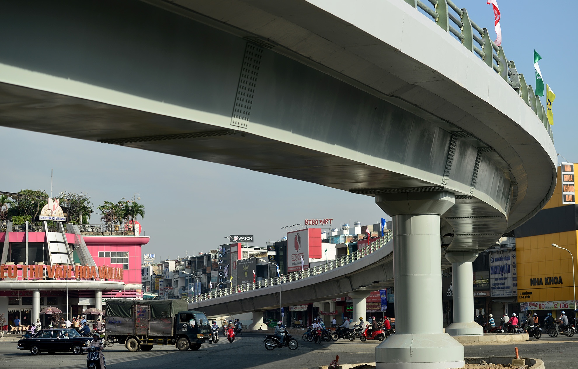 thong xe cau vuot nga sau Go Vap anh 3