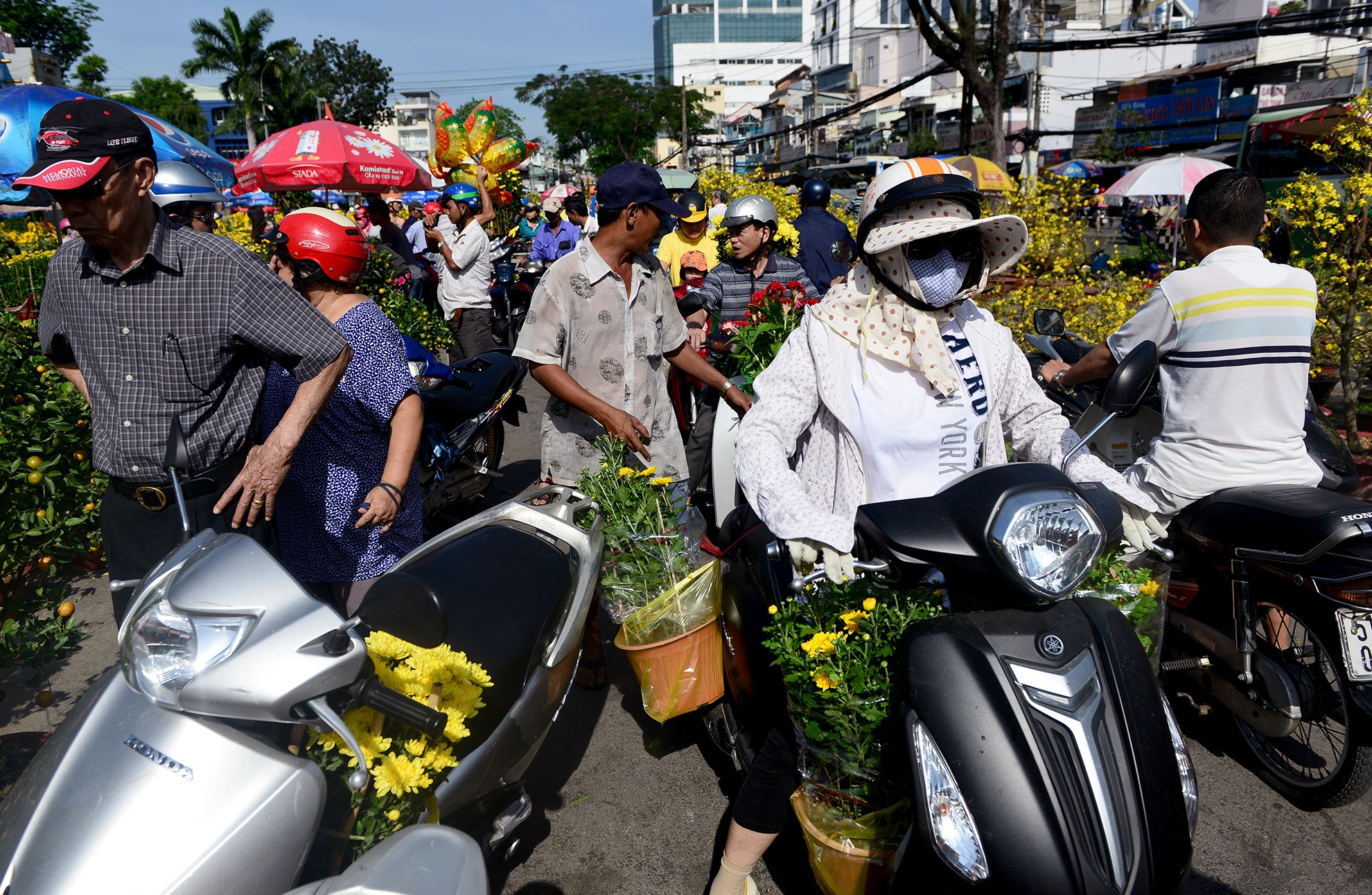 cho hoa tet sai gon anh 13