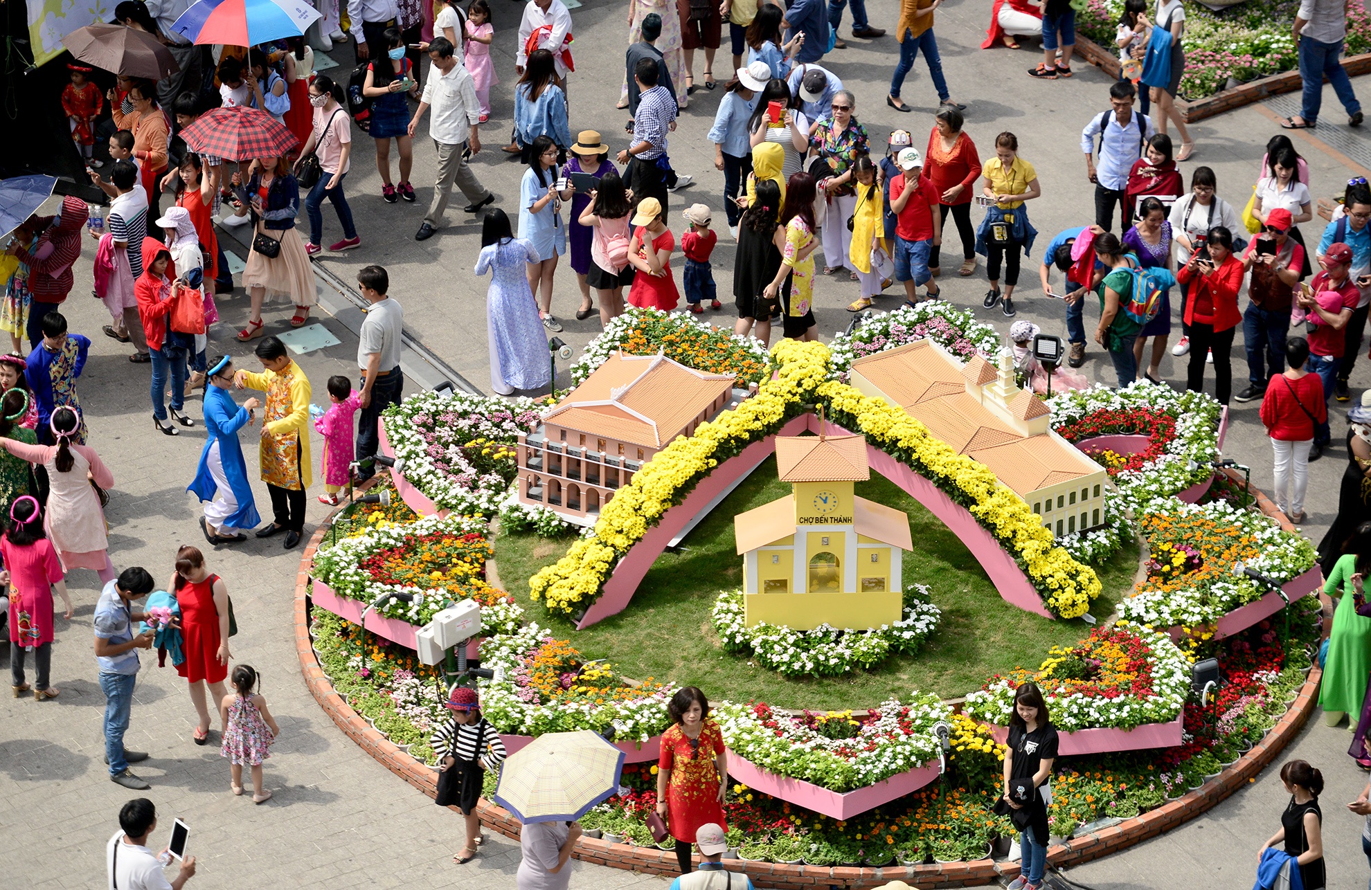nguoi Sai Gon du xuan dau nam moi anh 2
