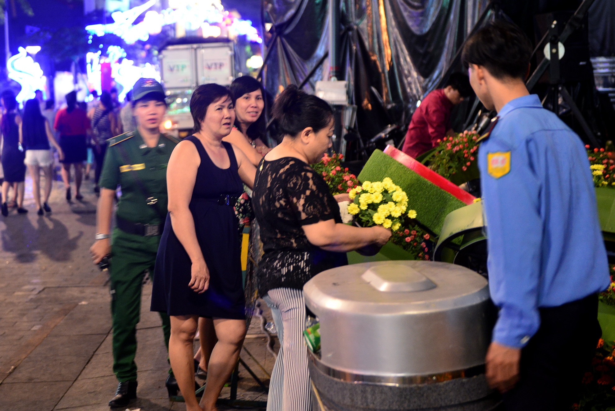 chom hoa mang ve khi duong hoa be mac anh 10