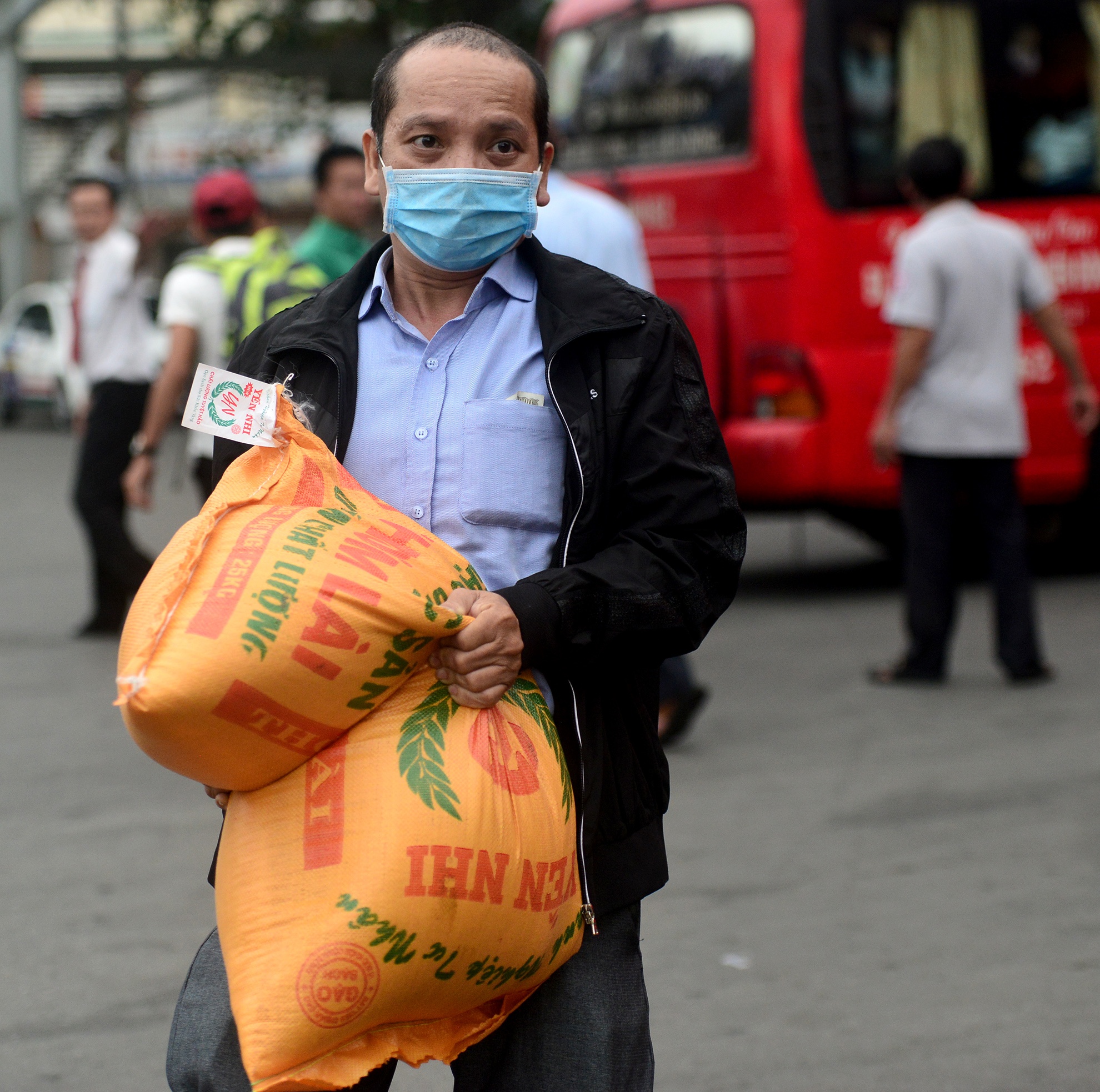 nguoi dan tro lai Sai Gon sau Tet anh 15