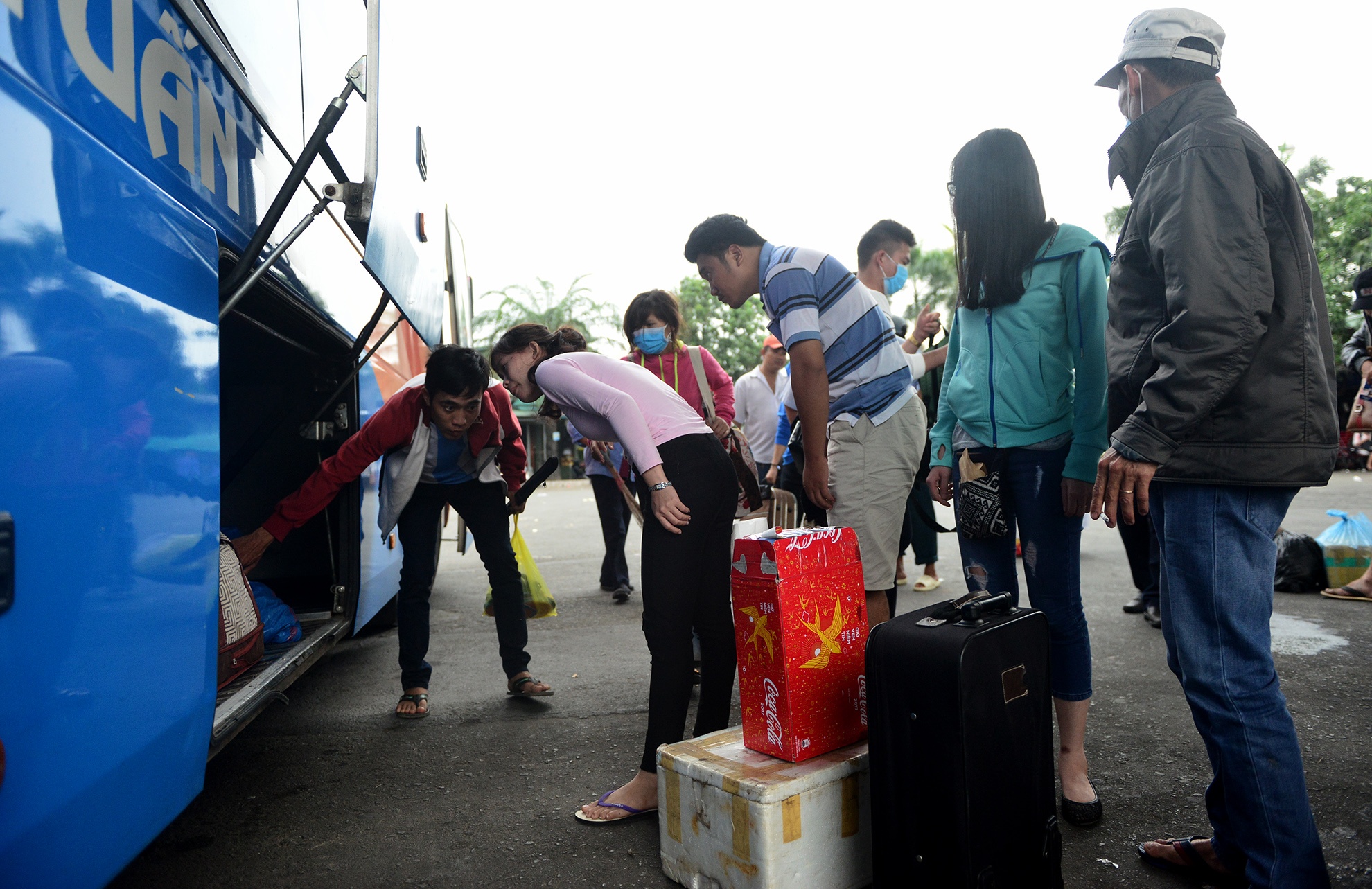 nguoi dan tro lai Sai Gon sau Tet anh 8