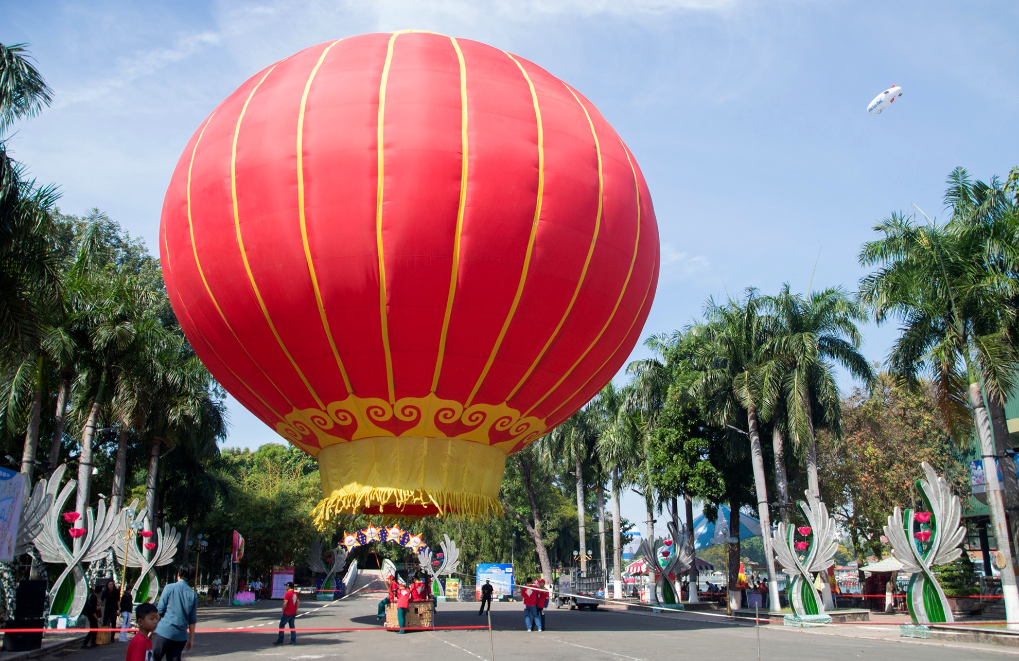 trai nghiem khinh khi cau o Sai Gon anh 19