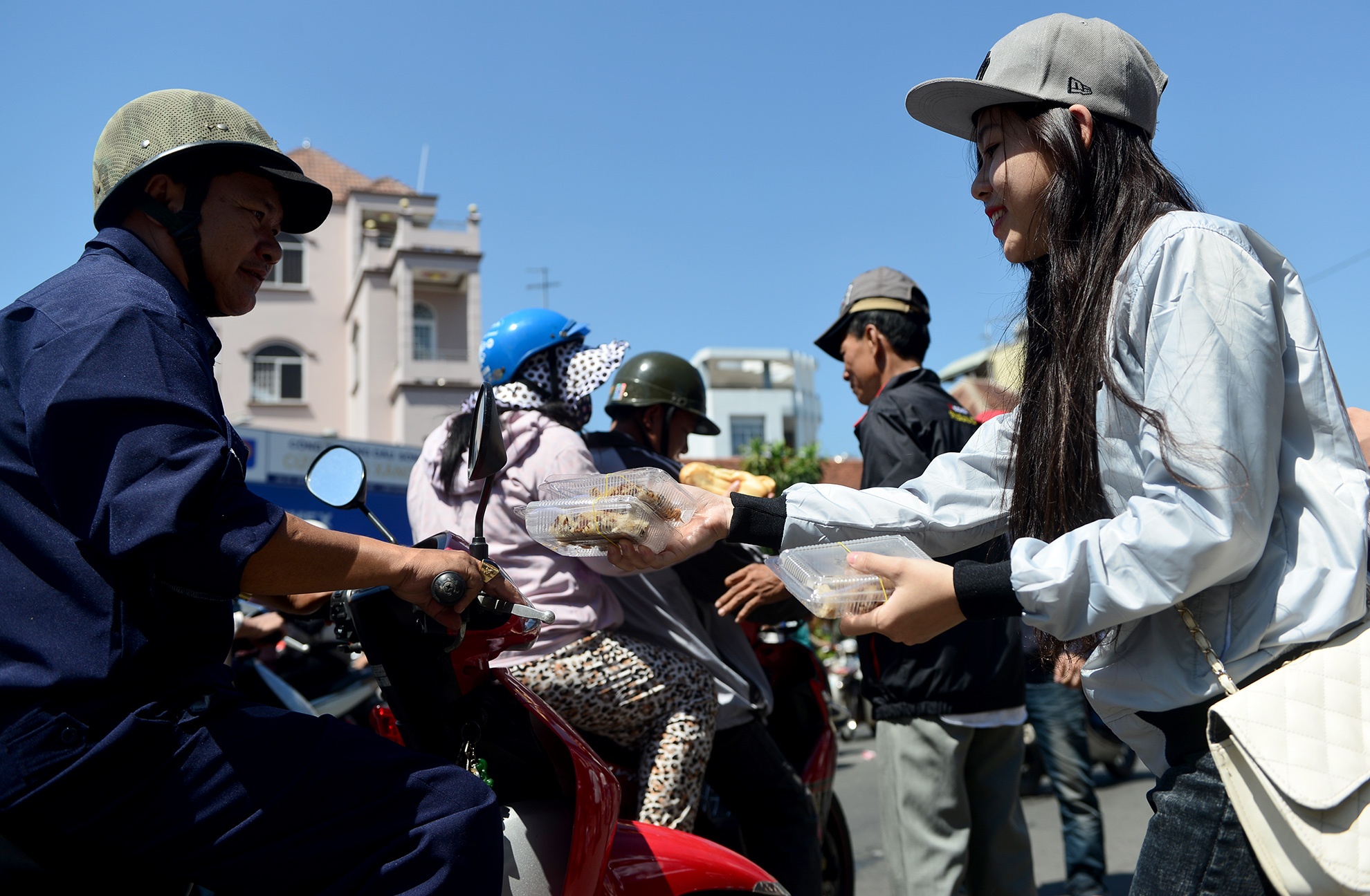 tuyen duong mien phi ngay ram o Binh Duong anh 17