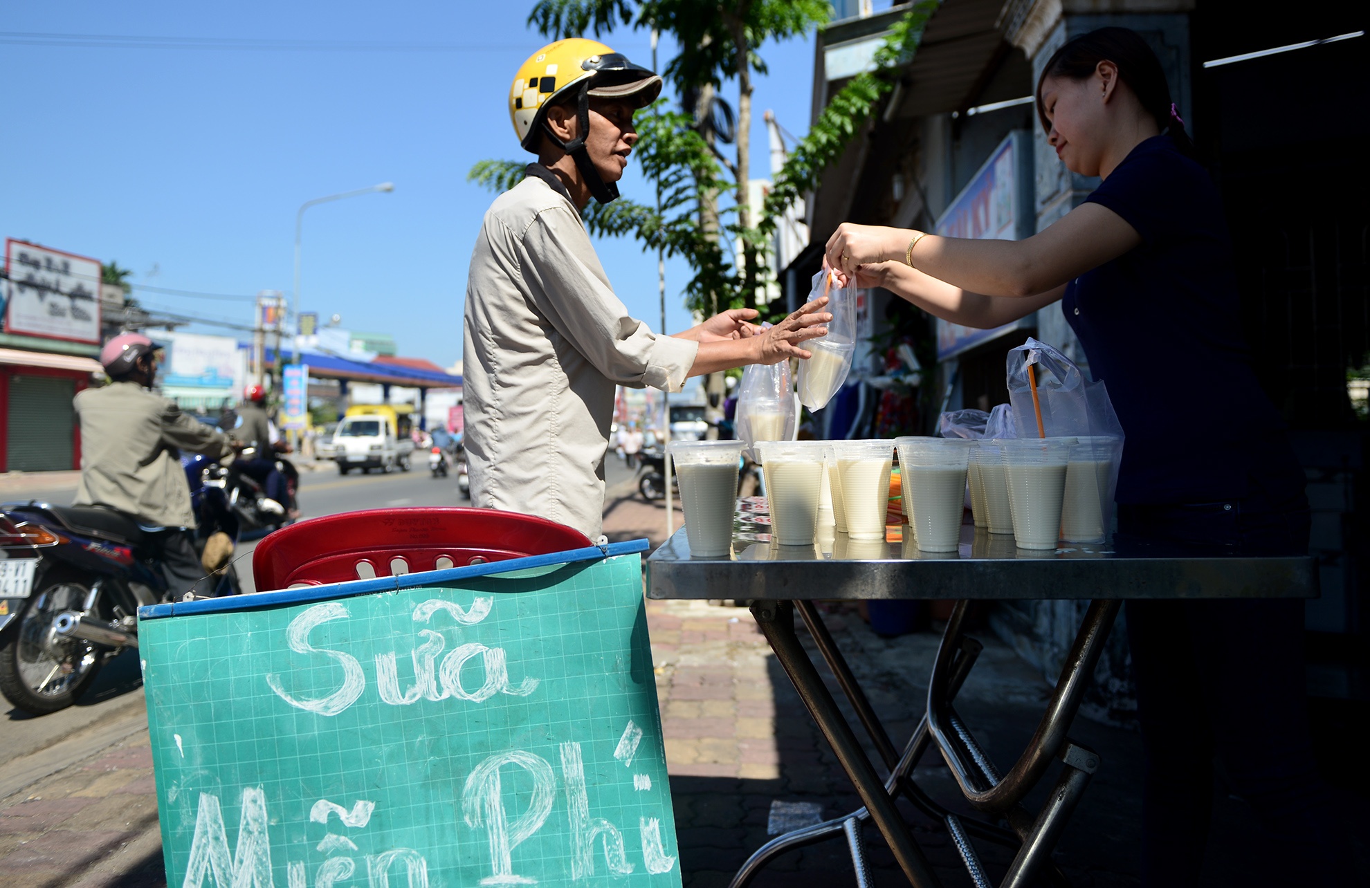 tuyen duong mien phi ngay ram o Binh Duong anh 8