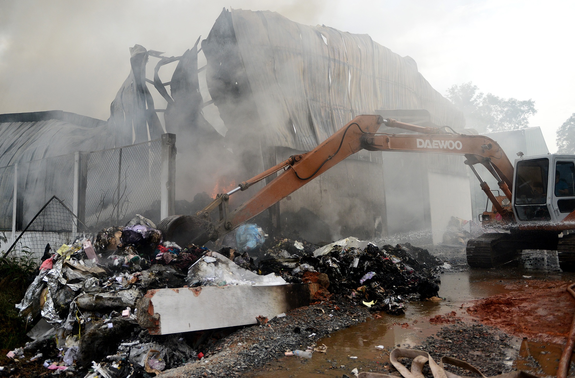 pha ton chua chay kho phe lieu anh 11