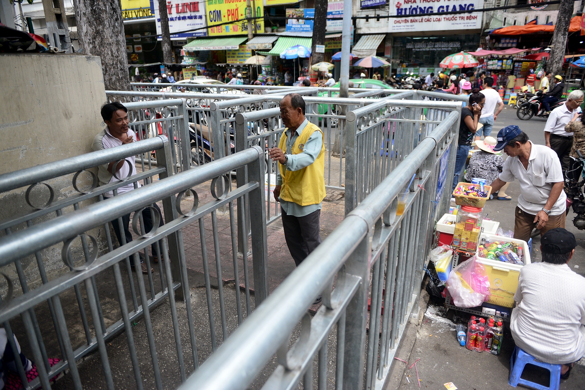 rao chan via he nhu chuong lon o Sai Gon anh 14