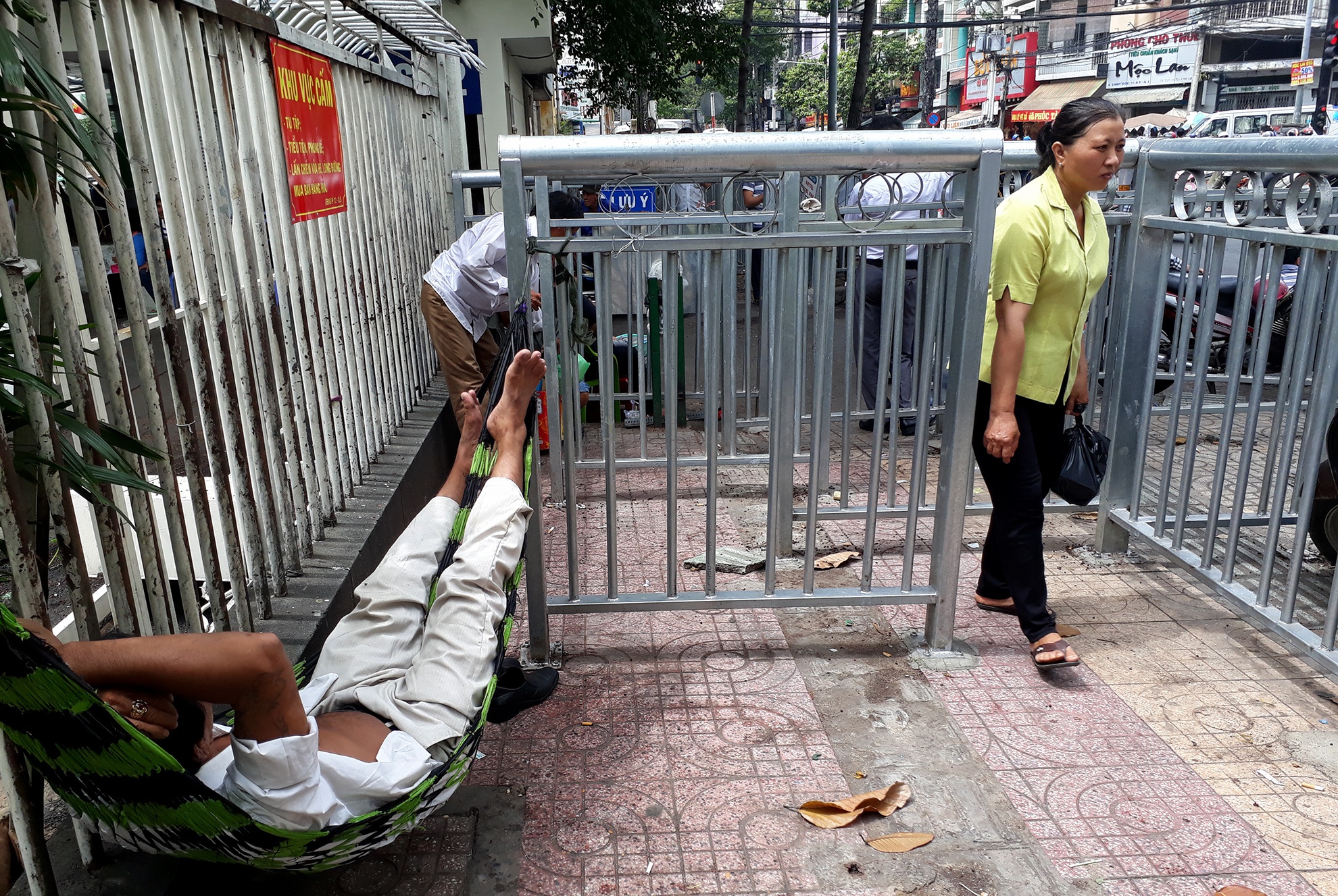 rao chan via he nhu chuong lon o Sai Gon anh 17