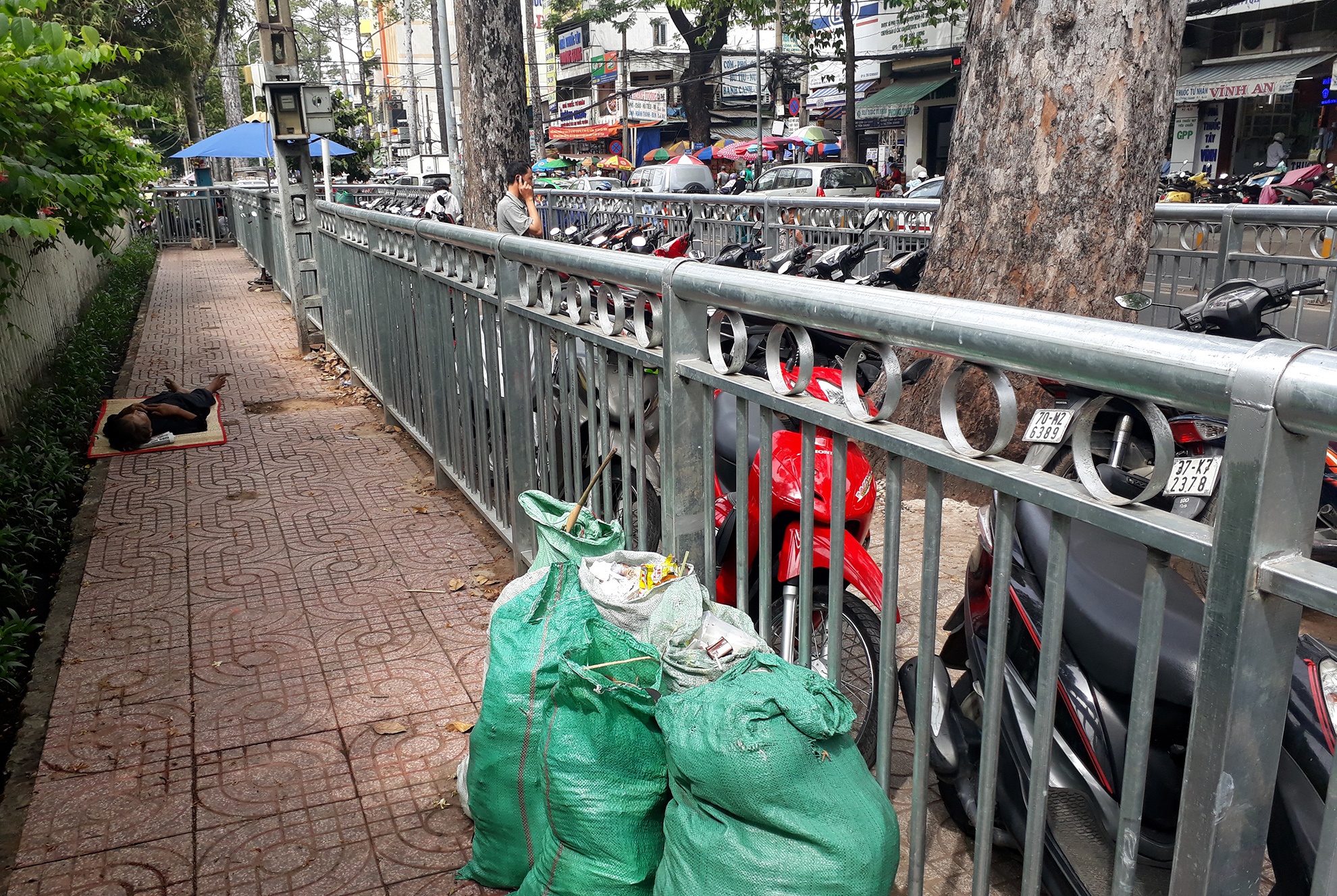 rao chan via he nhu chuong lon o Sai Gon anh 7