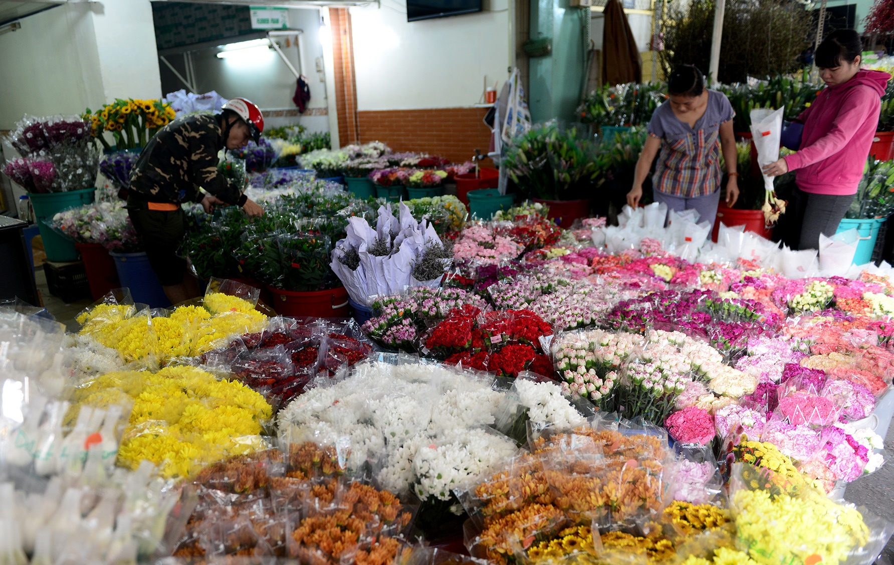 lan chiem via he,  long duong o cho hoa Ho Thi Ky anh 2