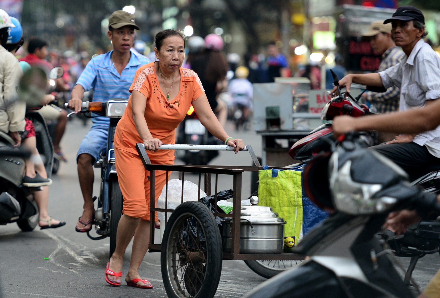 khu tap ket hang rong tap nap khach o Sai Gon anh 4