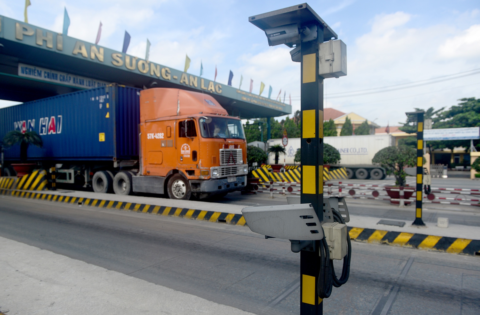 tram can trum men sau 5 thang lap dat anh 2