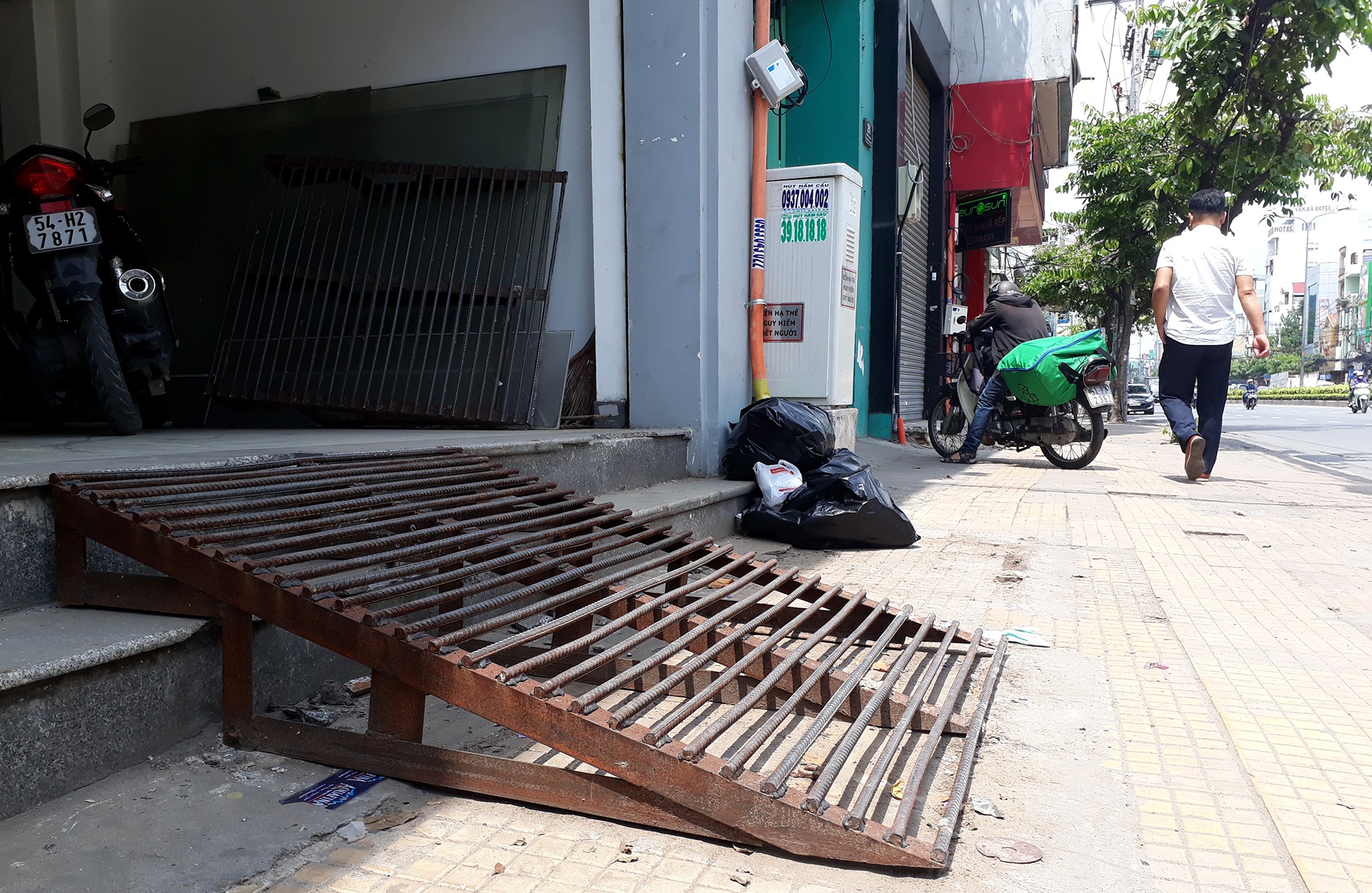 Lan chiem via he o Sai Gon anh 9