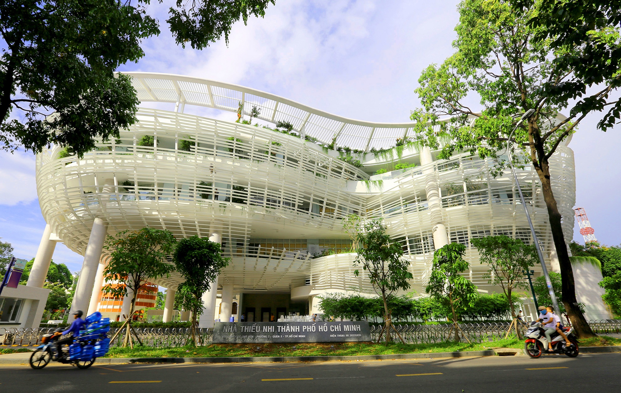 doc dao kien truc nha thieu nhi TP.HCM anh 2