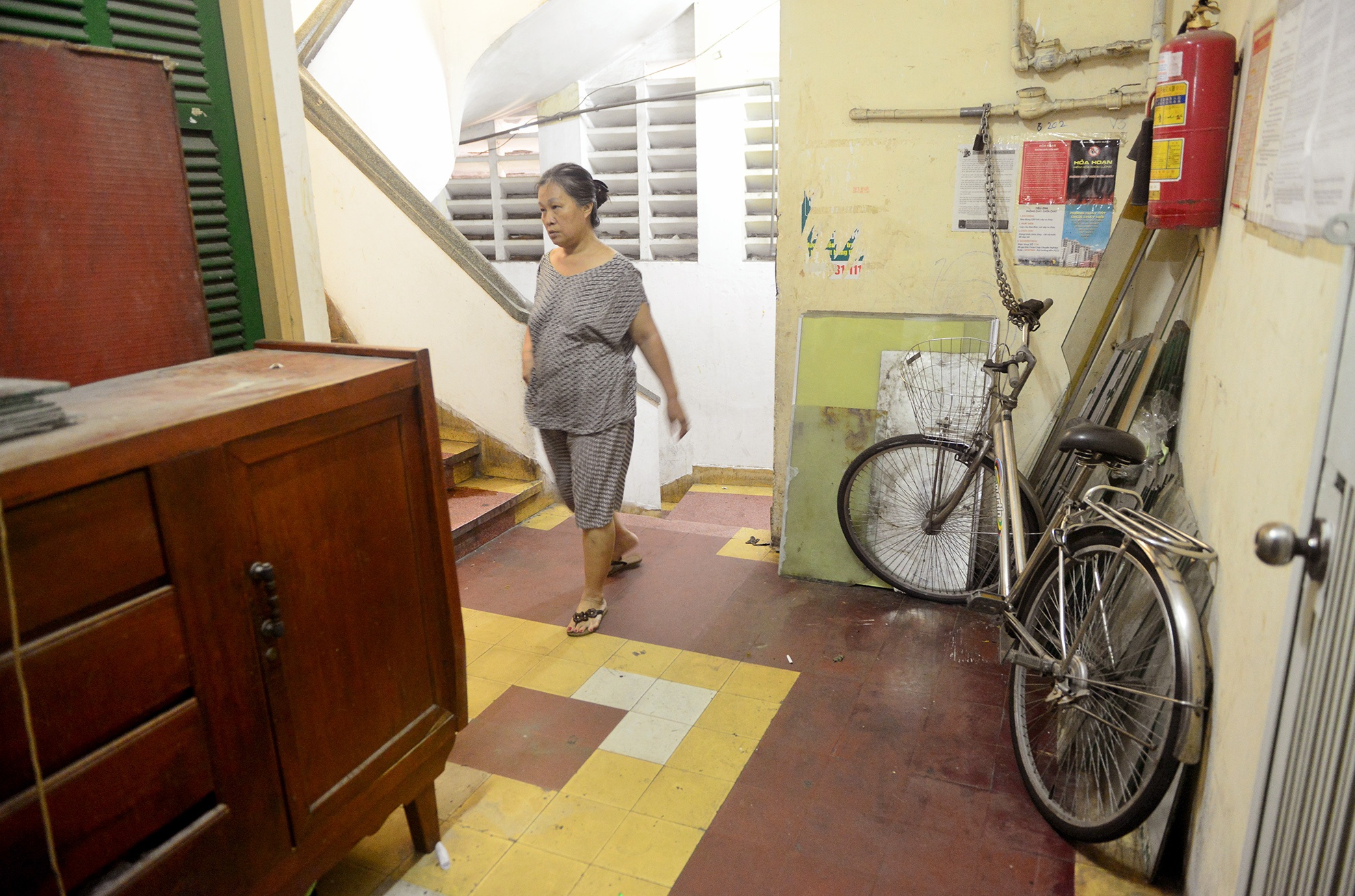 ben trong chung cu sap bi di doi o pho tay Sai Gon anh 11