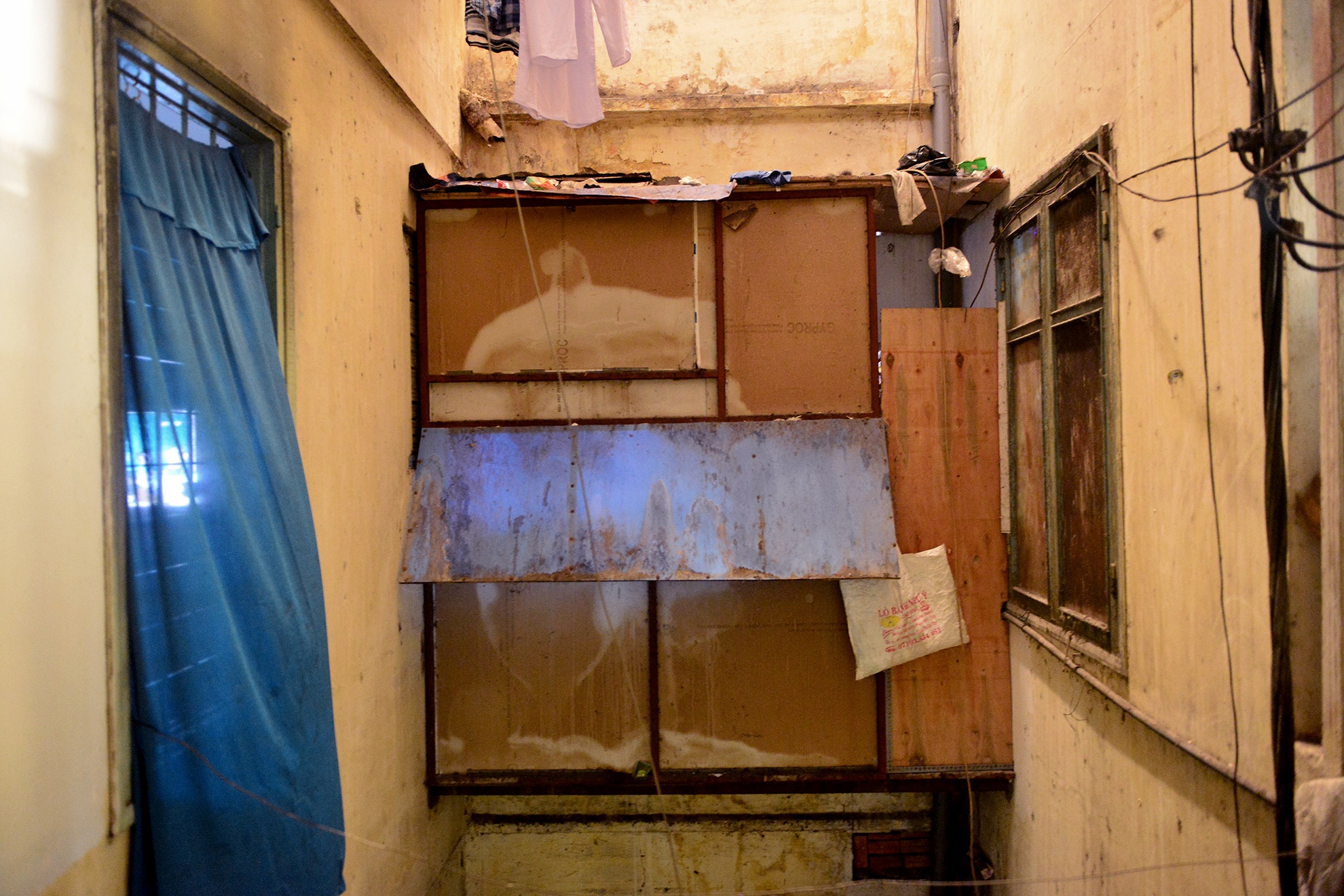 ben trong chung cu sap bi di doi o pho tay Sai Gon anh 13