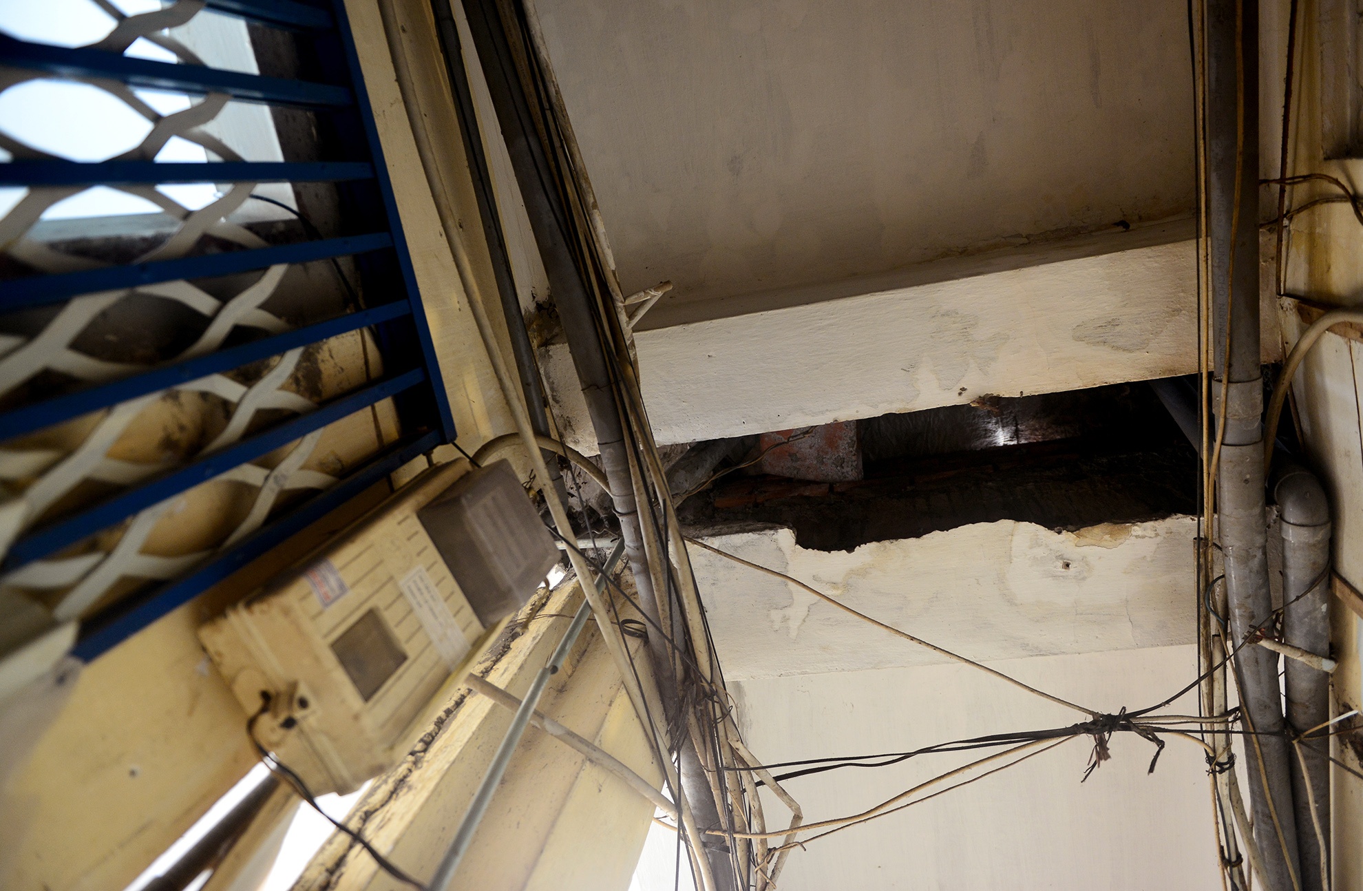 ben trong chung cu sap bi di doi o pho tay Sai Gon anh 17