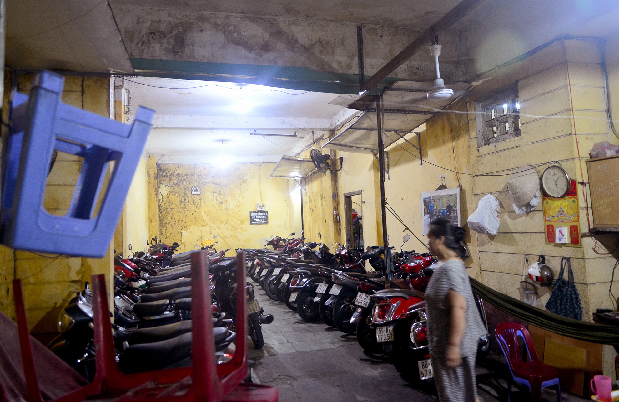 ben trong chung cu sap bi di doi o pho tay Sai Gon anh 3