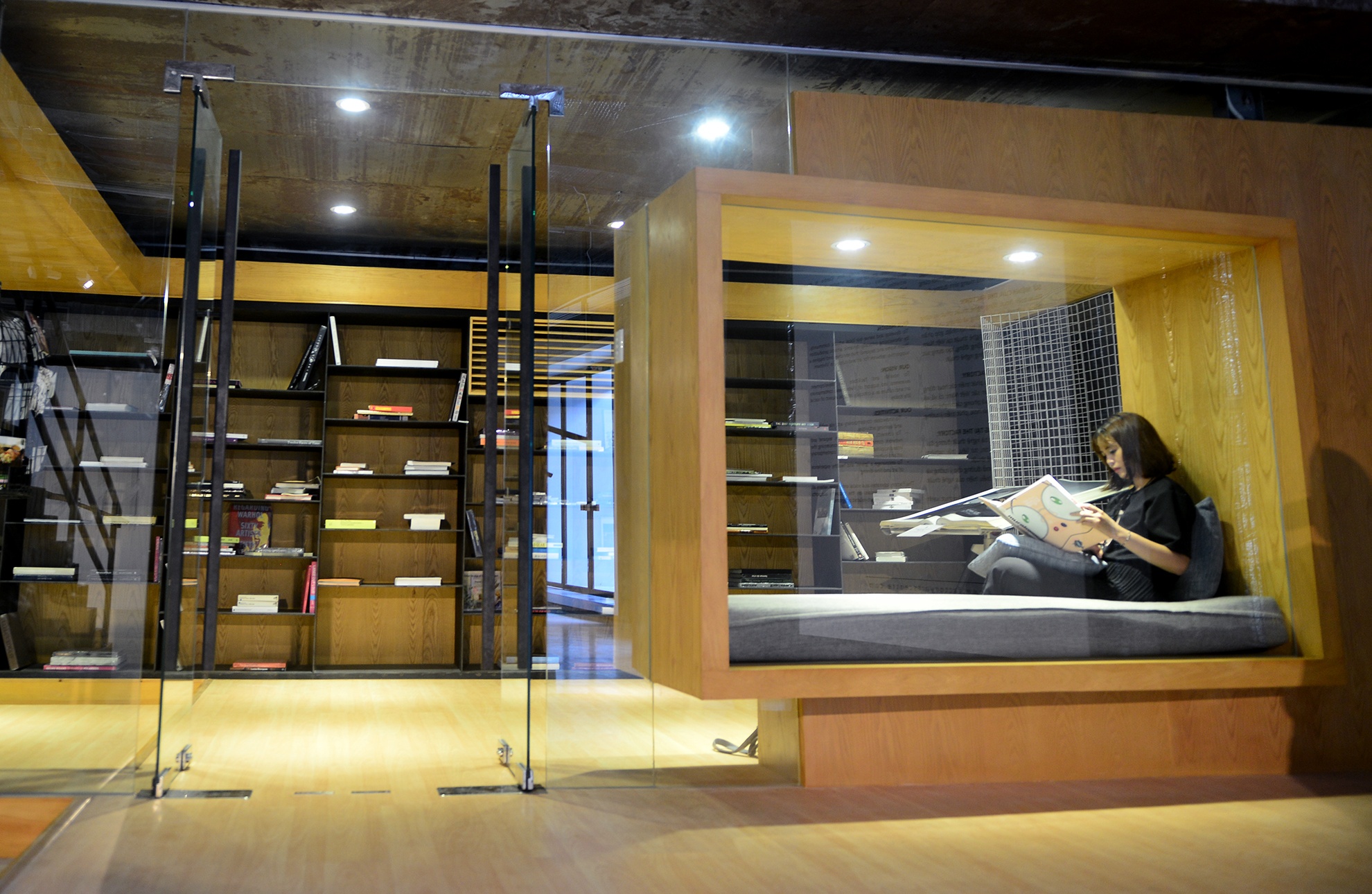 khu nghe thuat bang container lon nhat Sai Gon anh 15