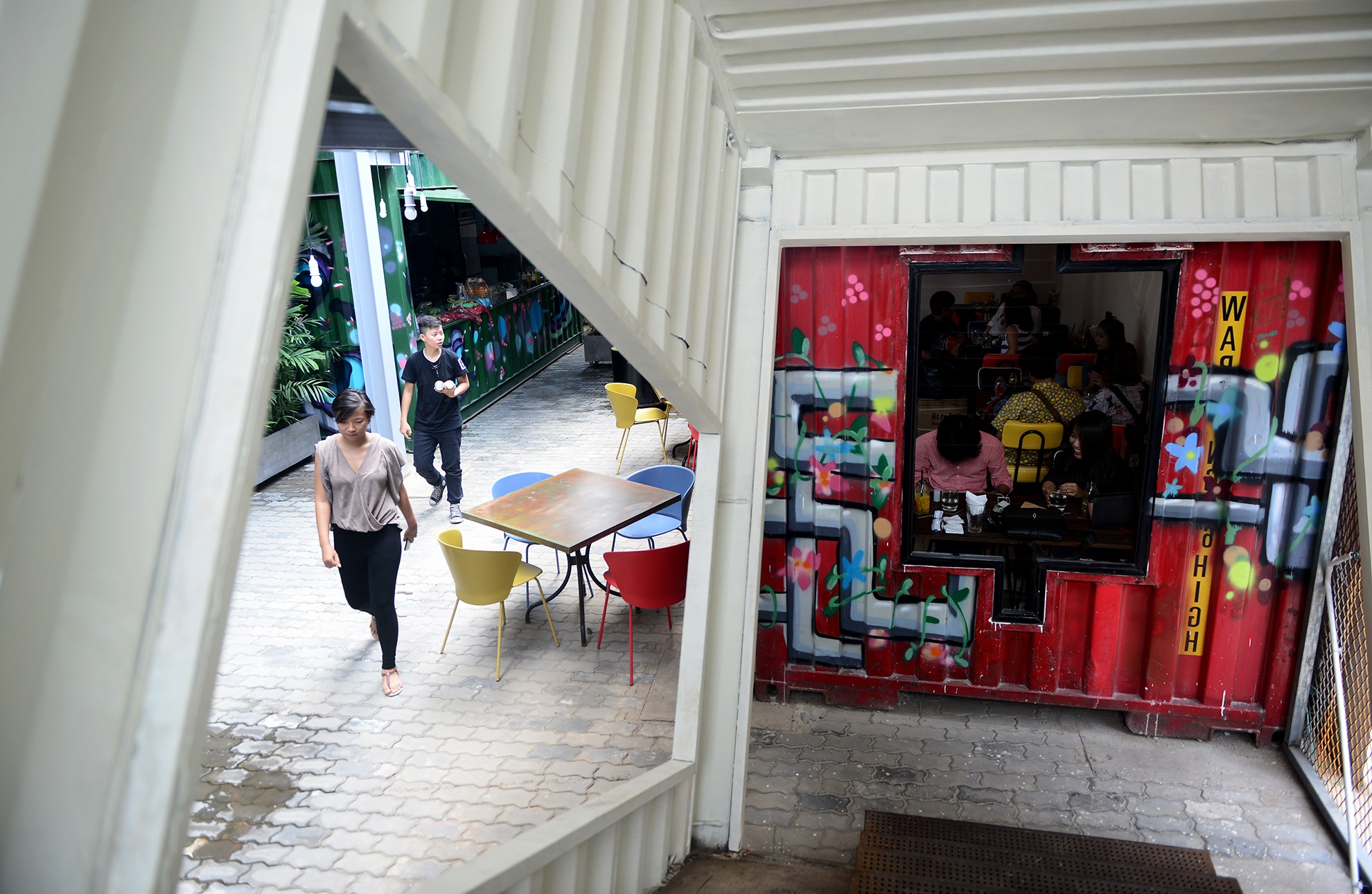 khu nghe thuat bang container lon nhat Sai Gon anh 18