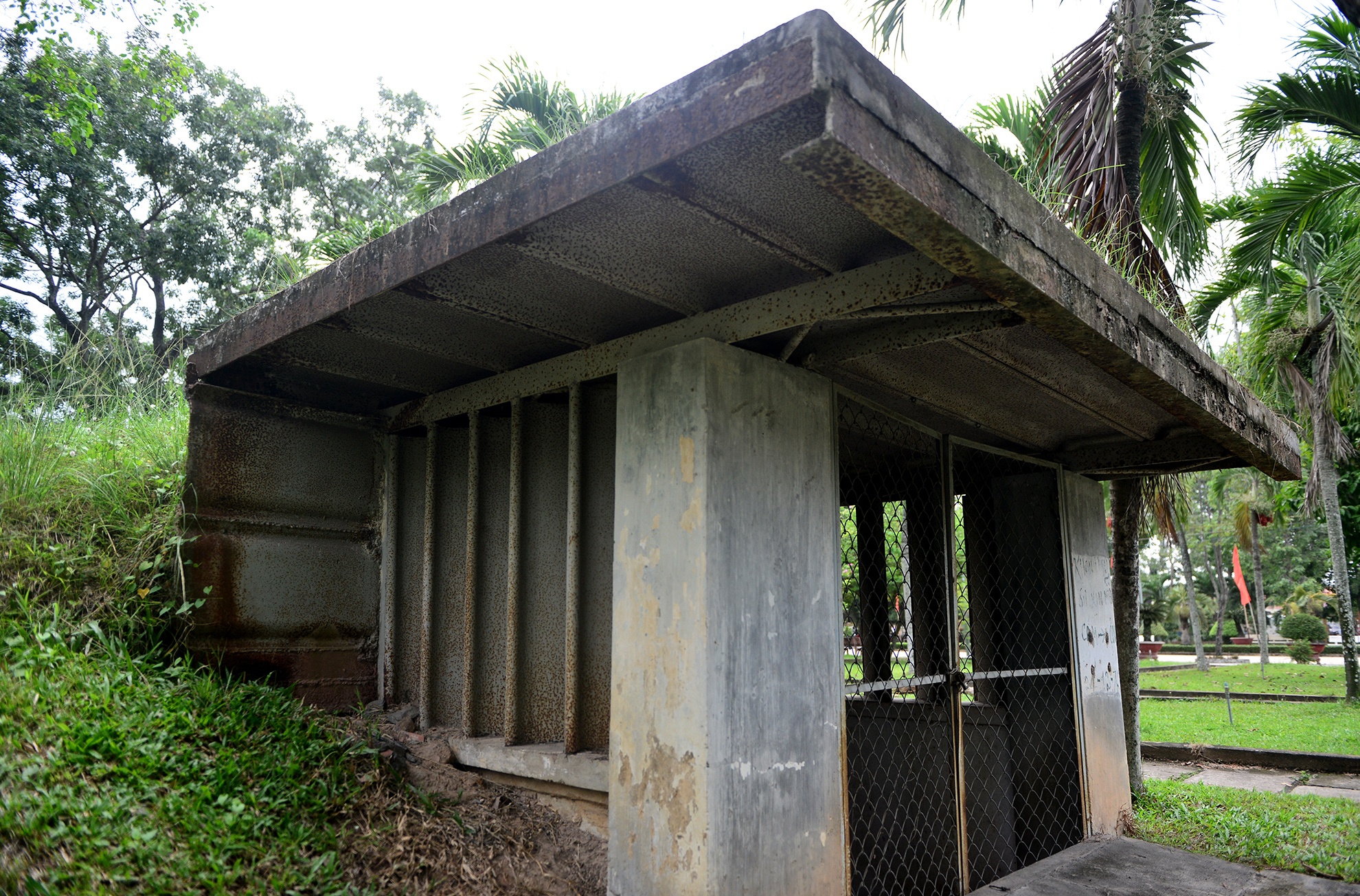 he thong lo cot cua My o cua ngo Sai Gon anh 16