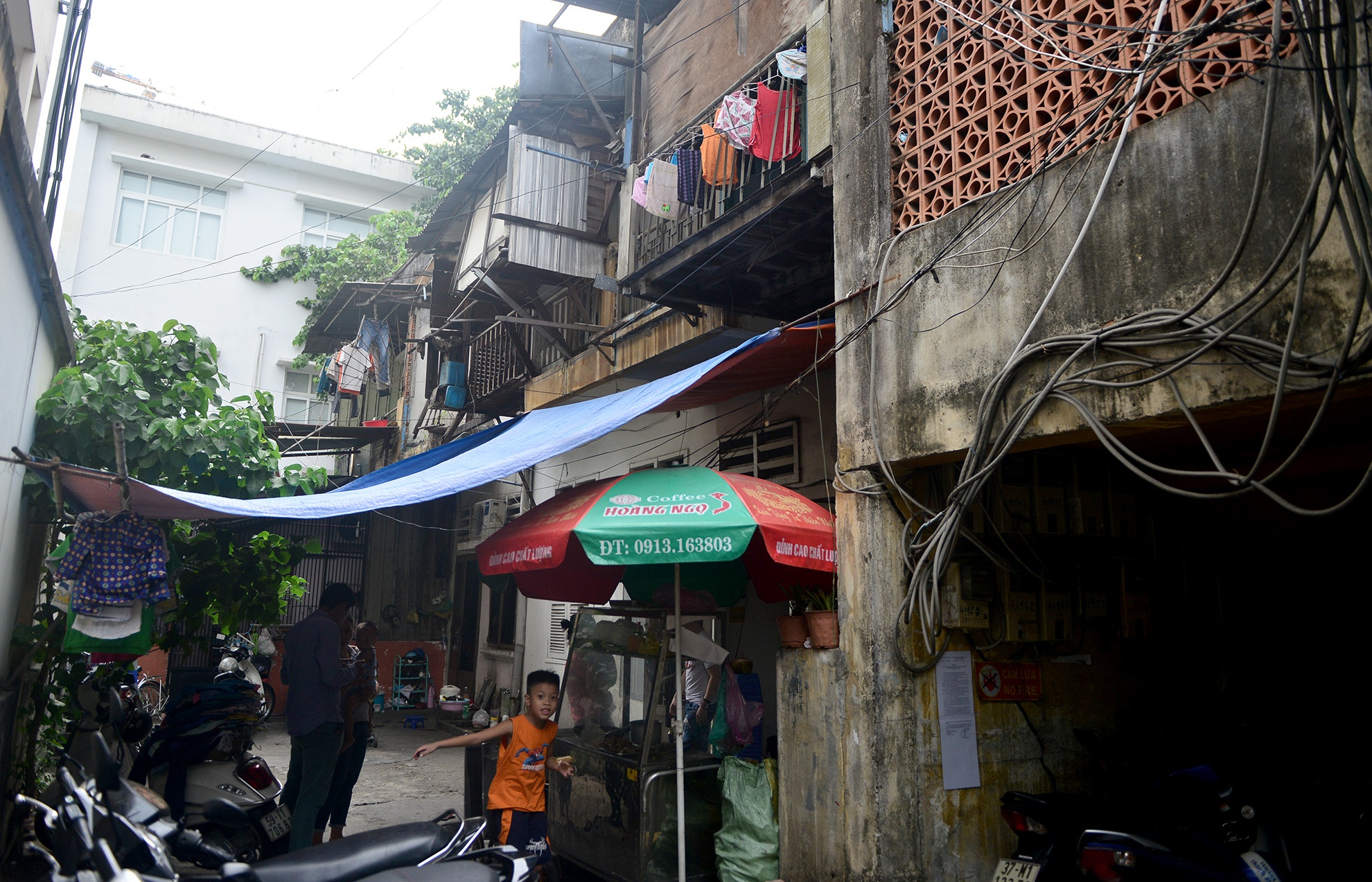 ve ma mi trong chung cu cu nat o Sai Gon anh 4