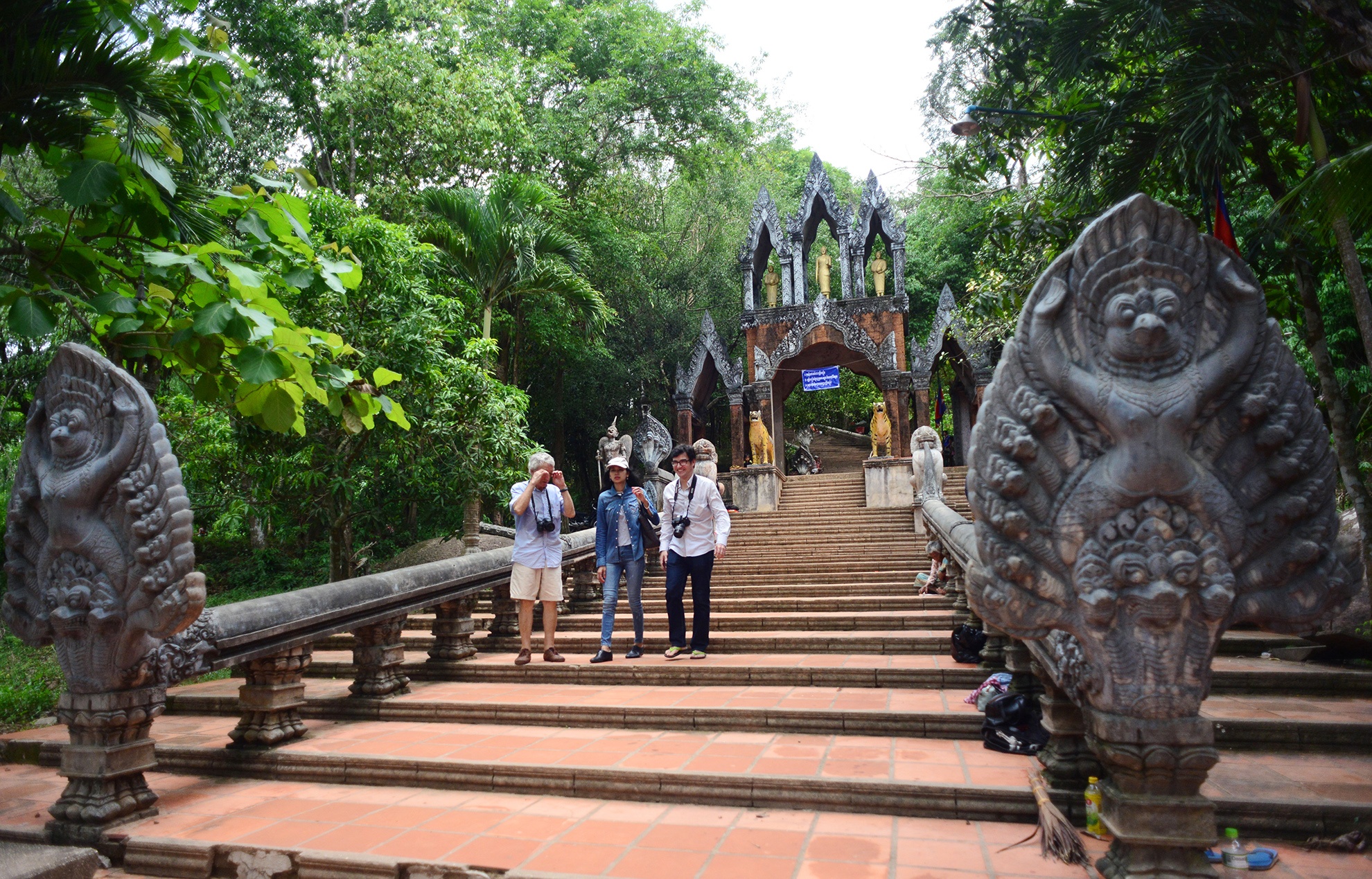Nui thieng Kulen o Campuchia anh 4