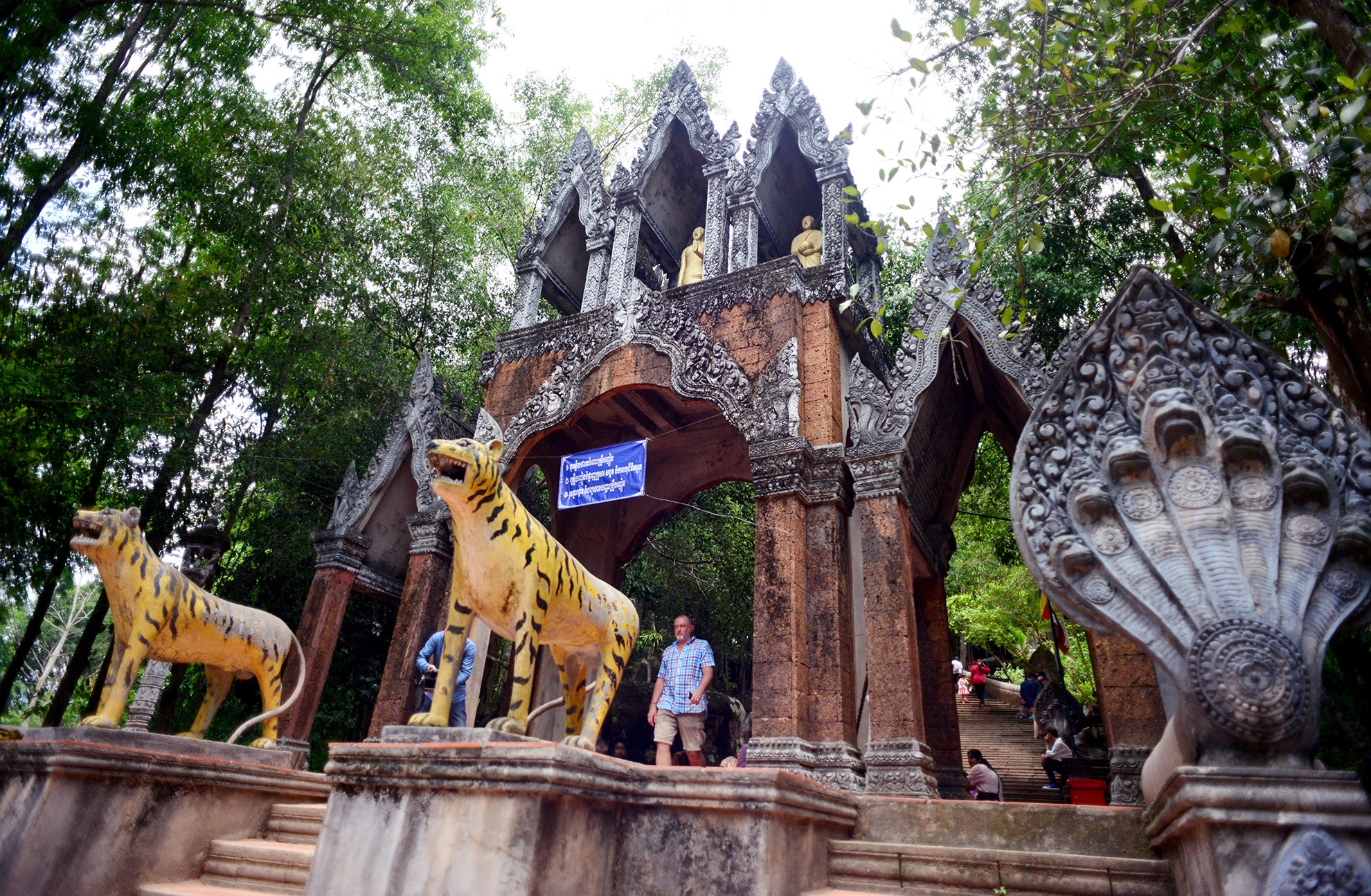 Nui thieng Kulen o Campuchia anh 5