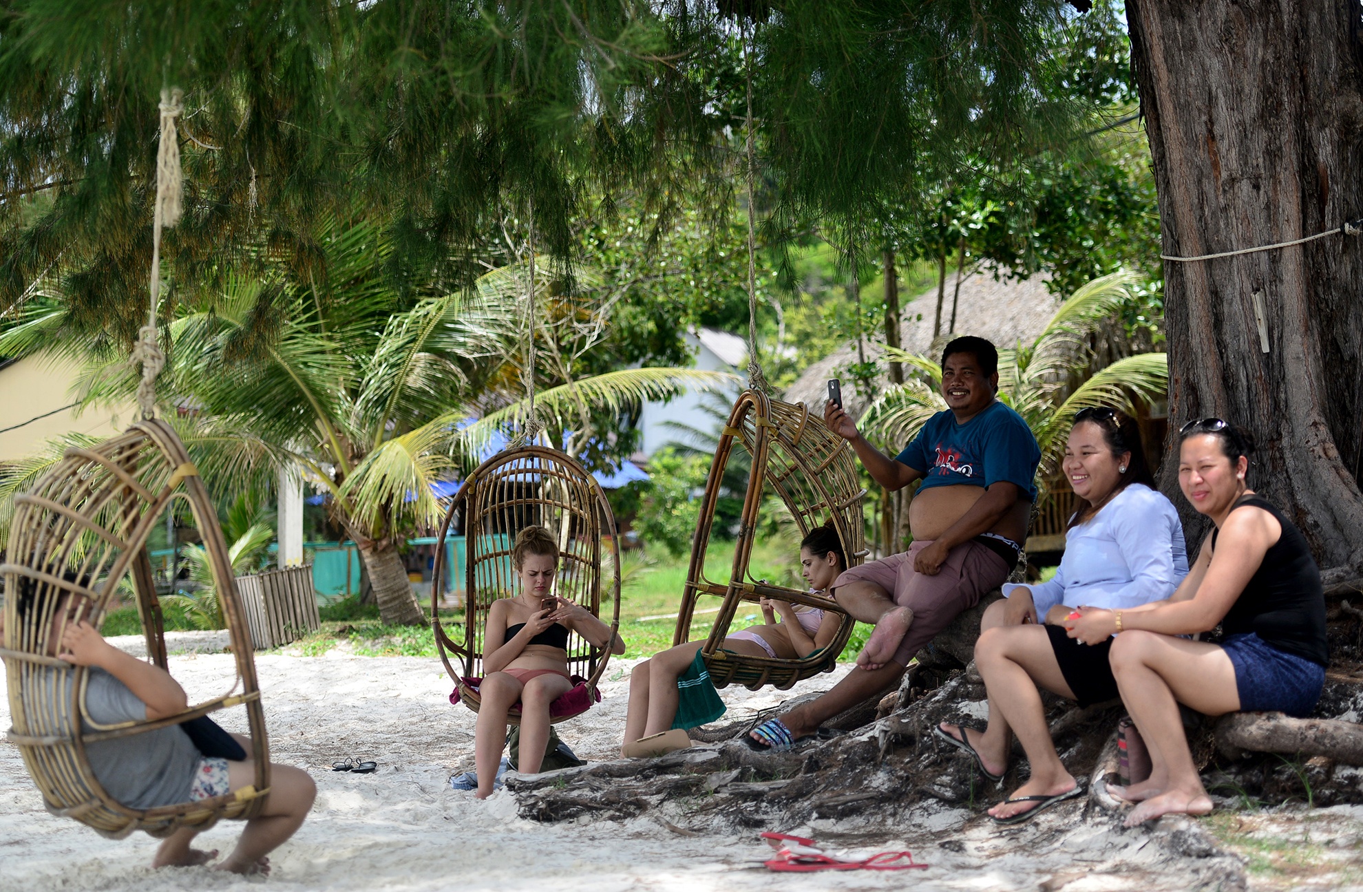 kham pha &ldquo;Thien duong Maldvies&rdquo; o Campuchia anh 13