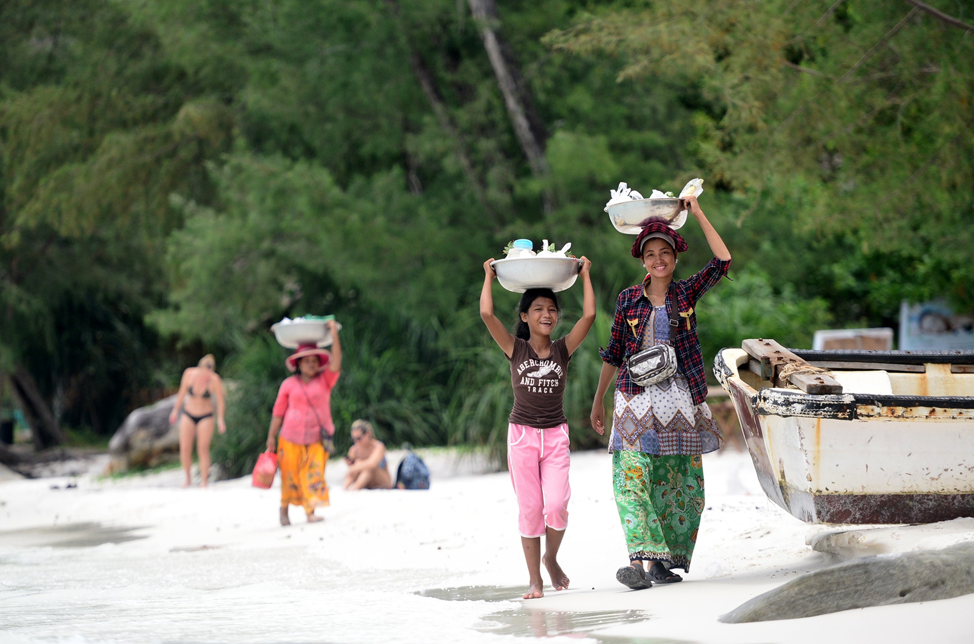 kham pha &ldquo;Thien duong Maldvies&rdquo; o Campuchia anh 14