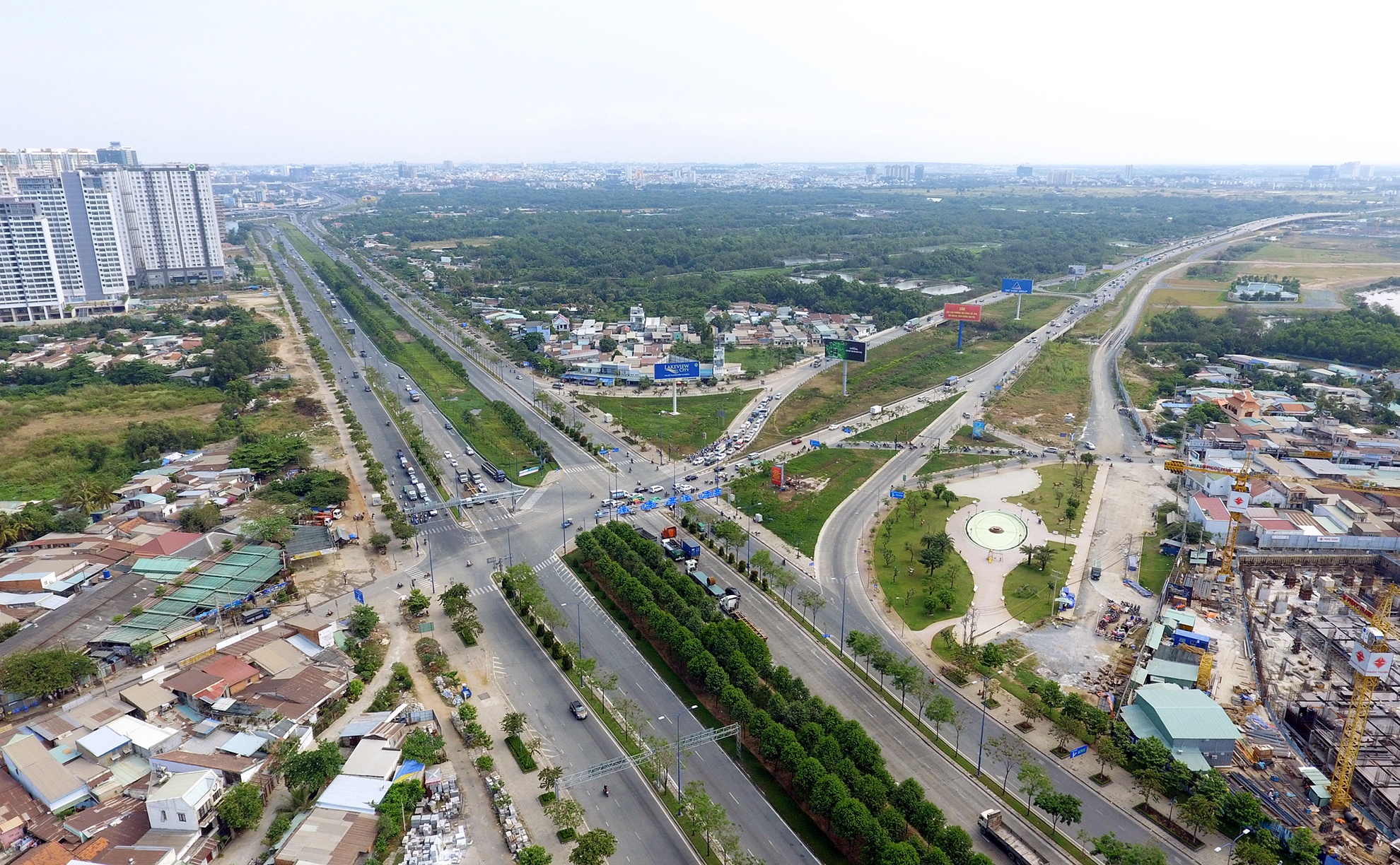 ha tang khu dong TP.HCM hut du an bat dong san anh 6