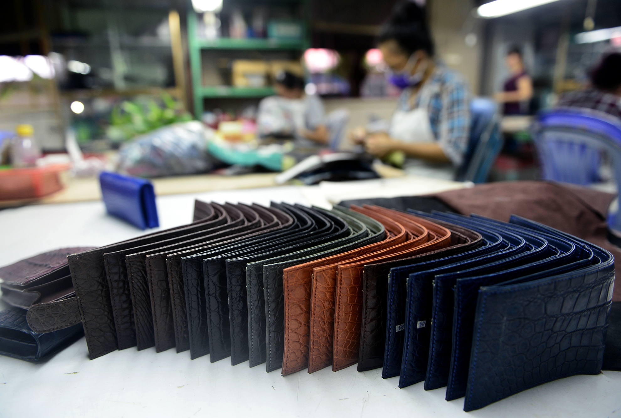 Ben trong trai ca sau san xuat khep kin o Sai Gon anh 15