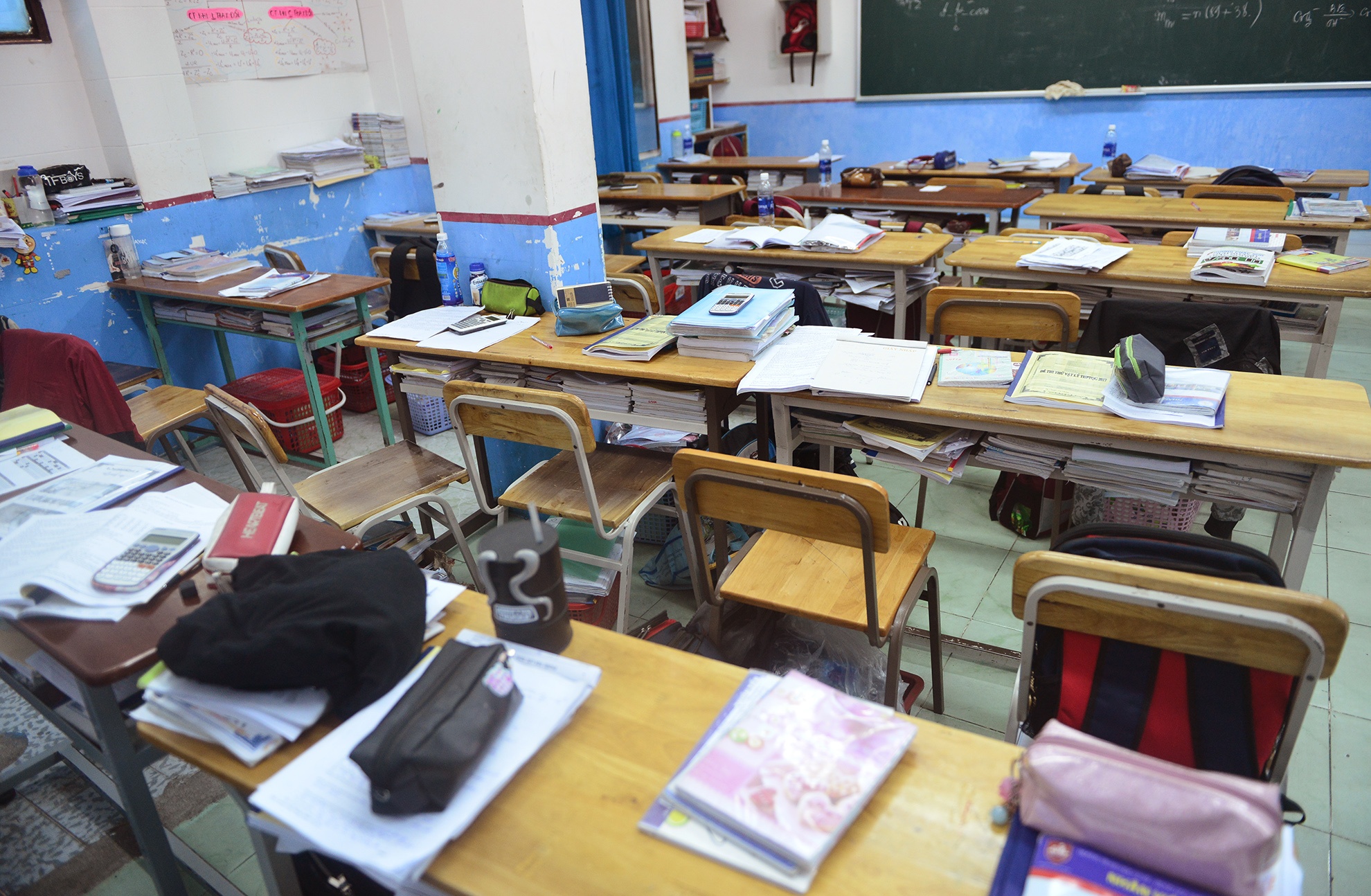 Canh on thi nuoc rut cua cac si tu Sai Gon anh 10