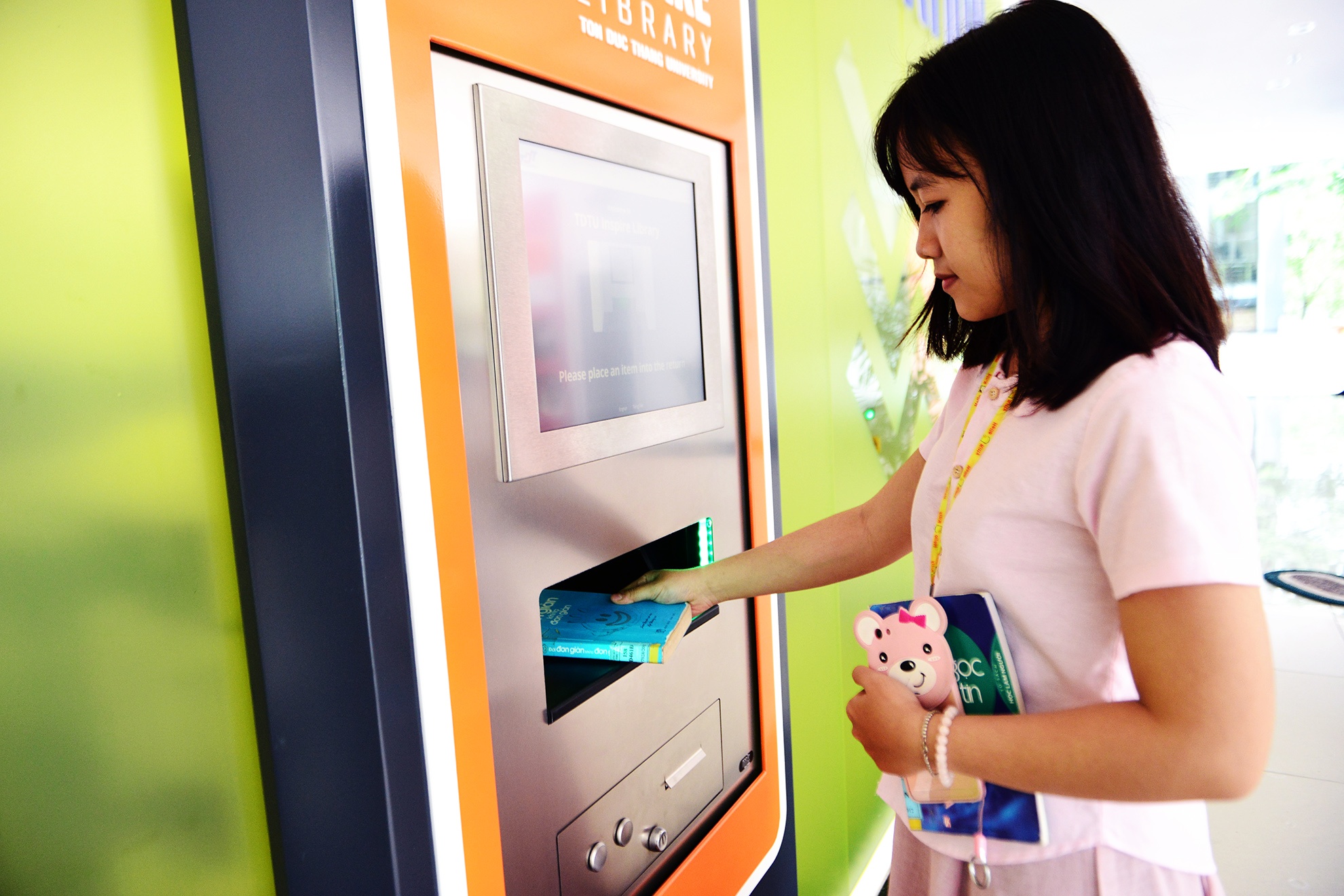 Thu vien tuyet dep o Sai Gon anh 20